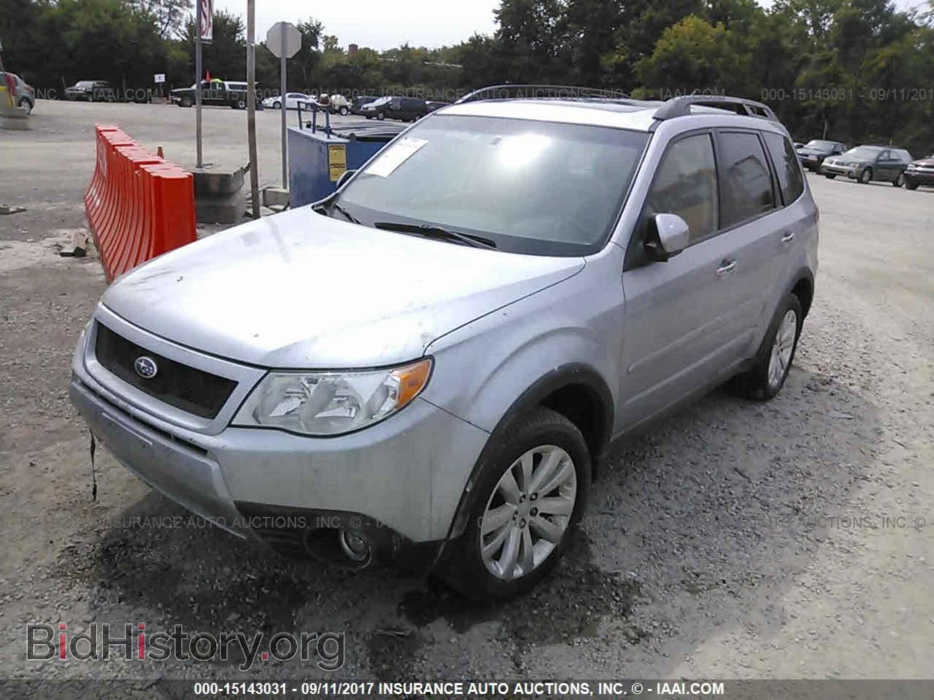2013 Subaru Forester - VIN: JF2SHAFC5DH439339 - Фото 2