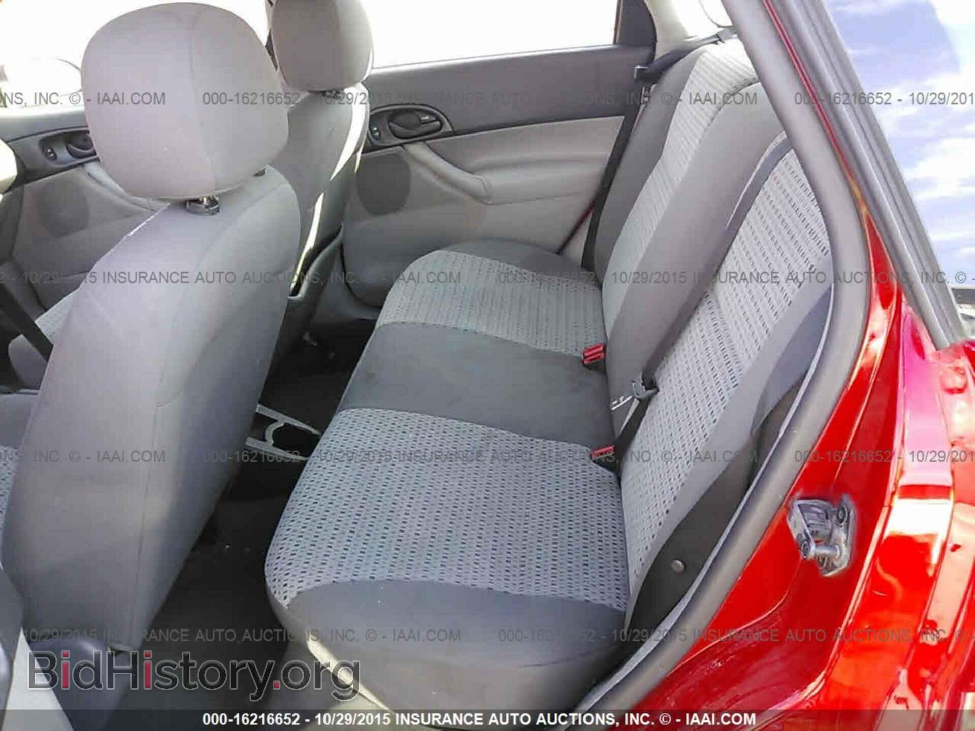 2007 FORD FOCUS - VIN: 1FAFP36N57W143727 - Фото 8