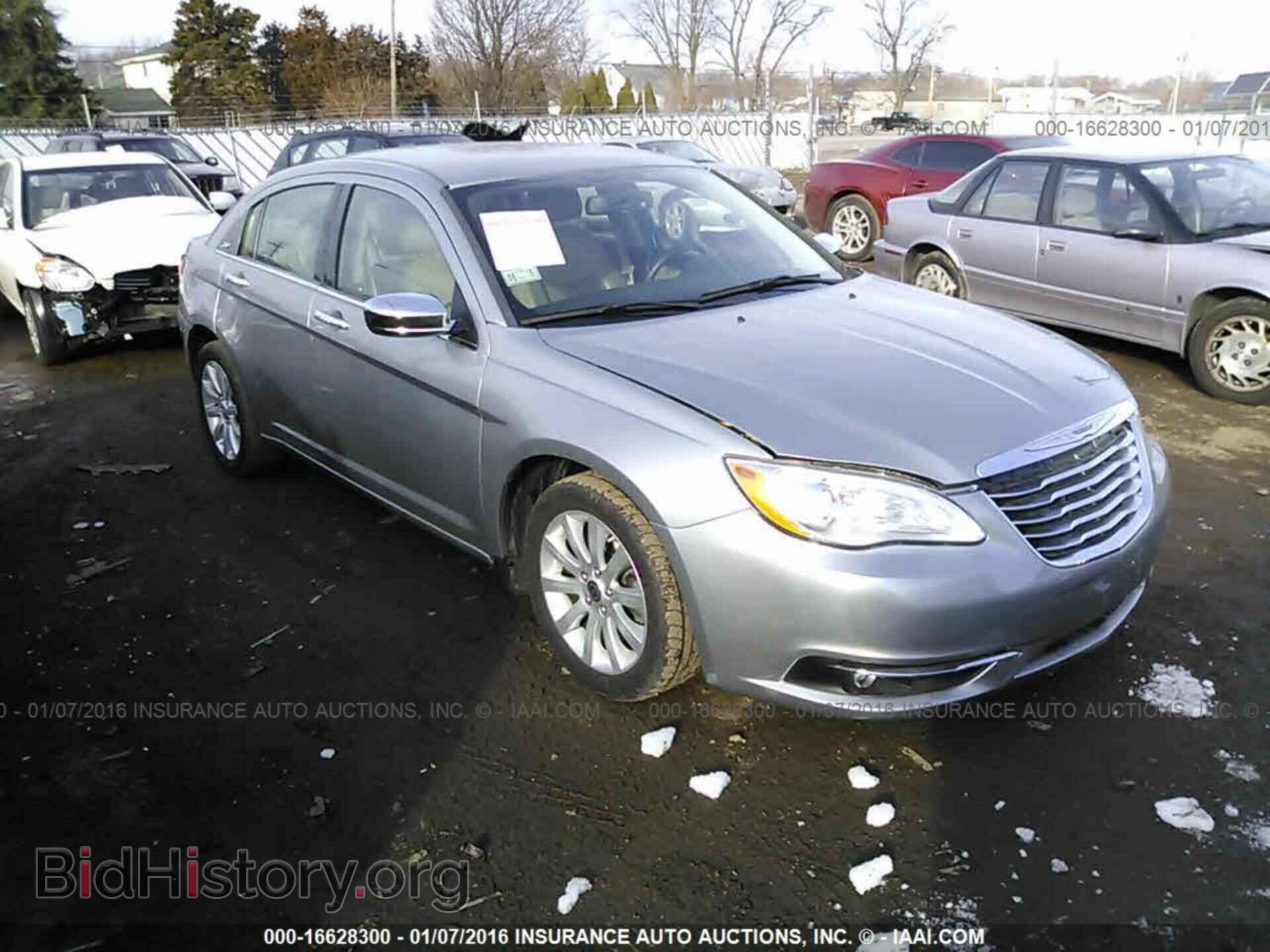Photo 1C3CCBCG0DN569226 - Chrysler 200 2013