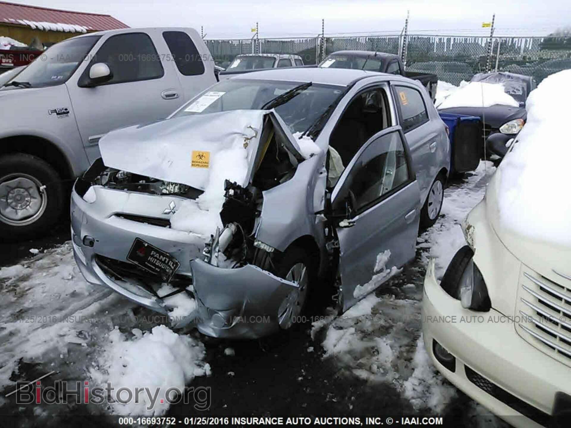 2015 Mitsubishi Mirage - VIN: ML32A3HJ3FH053390 - Фото 2