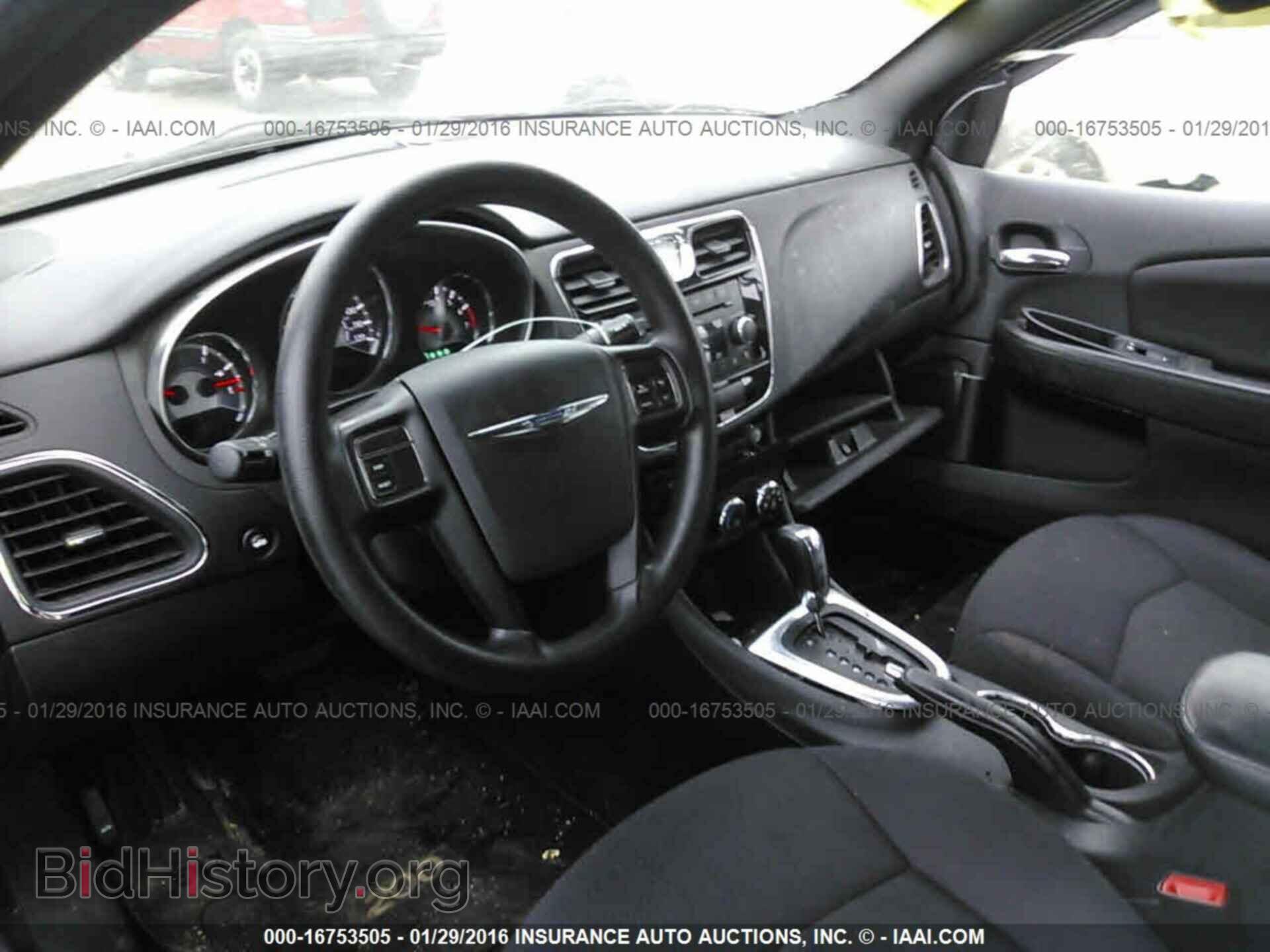 2012 Chrysler 200 - VIN: 1C3CCBAB7CN318547 - Фото 5
