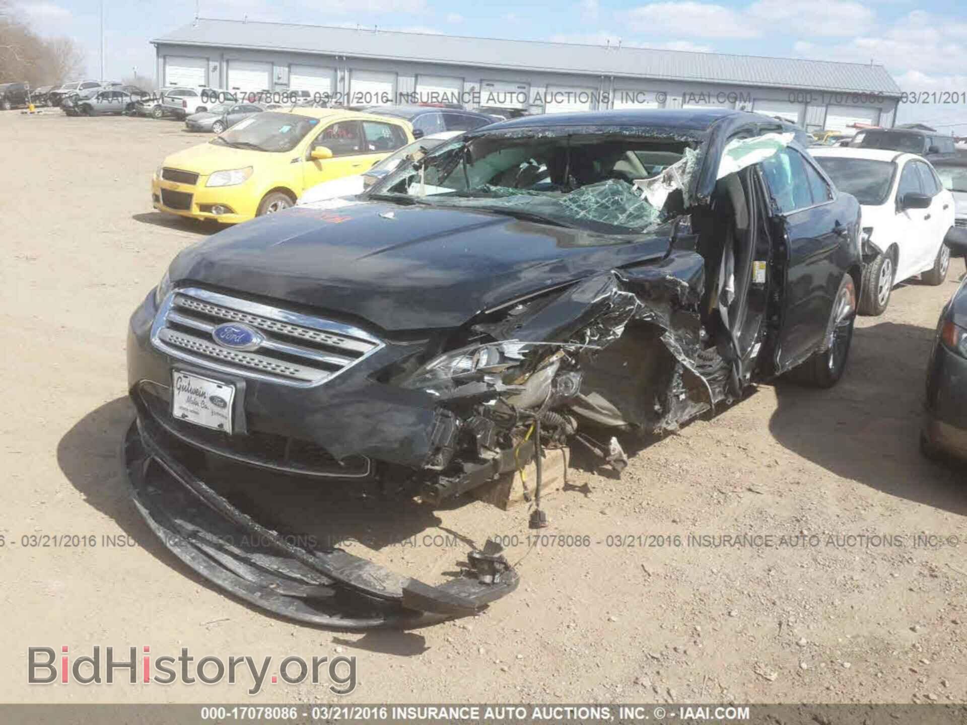 2012 FORD TAURUS - VIN: 1FAHP2FW9CG100668 - Фото 2