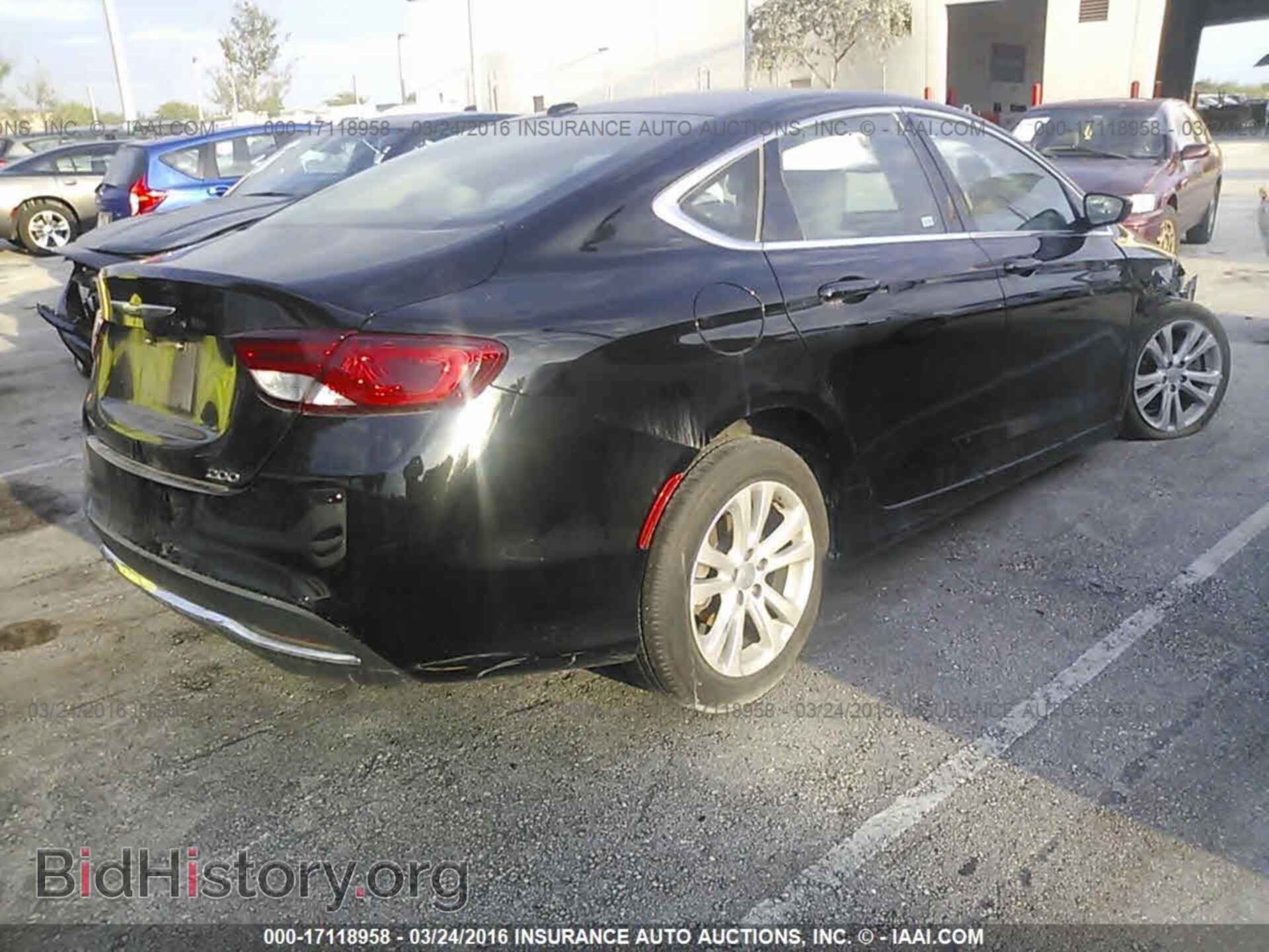 2015 Chrysler 200 - VIN: 1C3CCCABXFN666787 - Фото 4