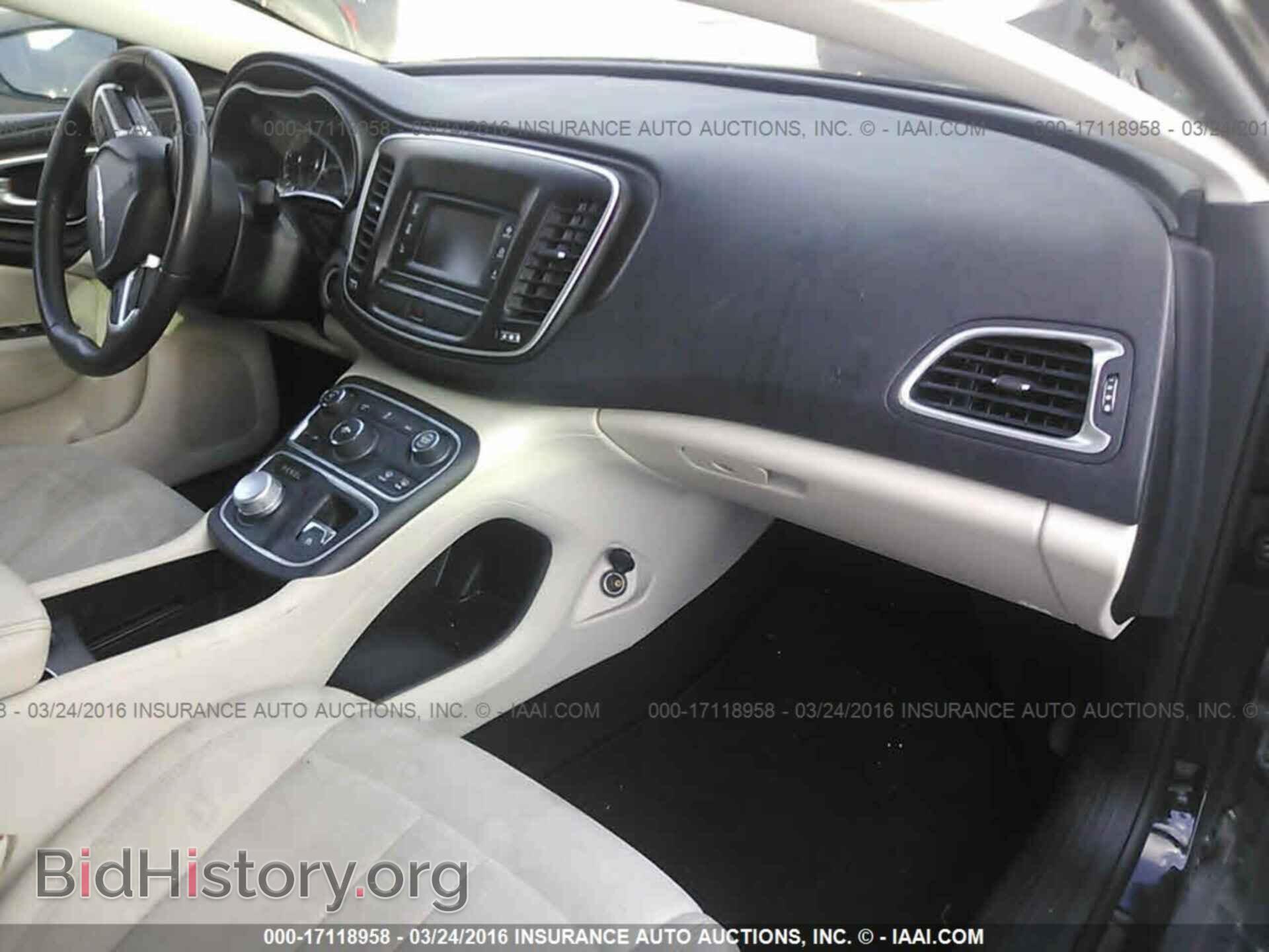 2015 Chrysler 200 - VIN: 1C3CCCABXFN666787 - Фото 5