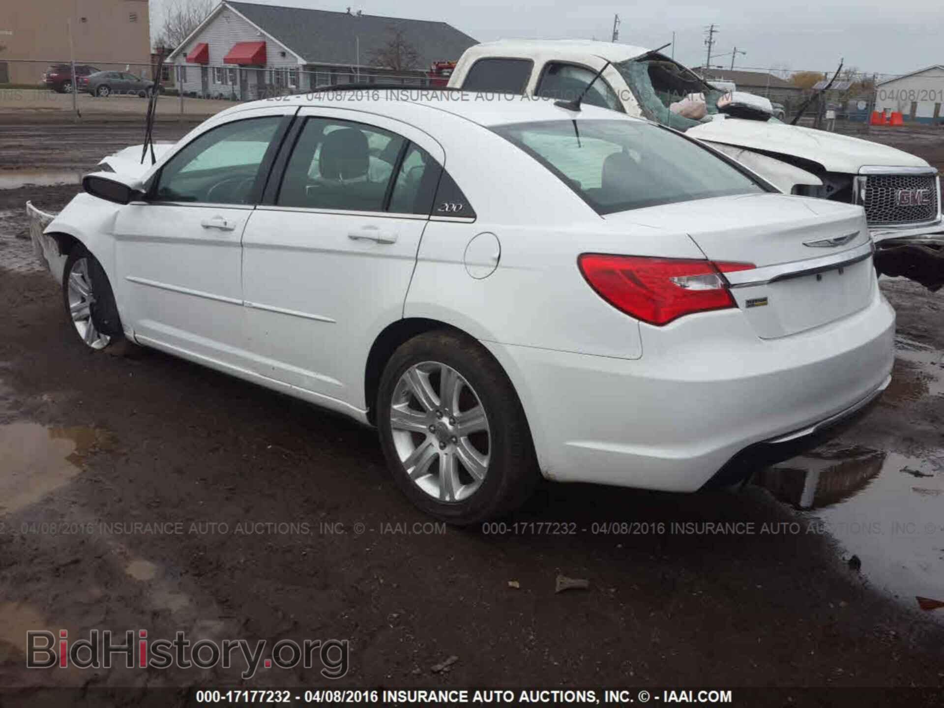 2011 Chrysler 200 - VIN: 1C3BC1FG4BN553433 - Photo 3