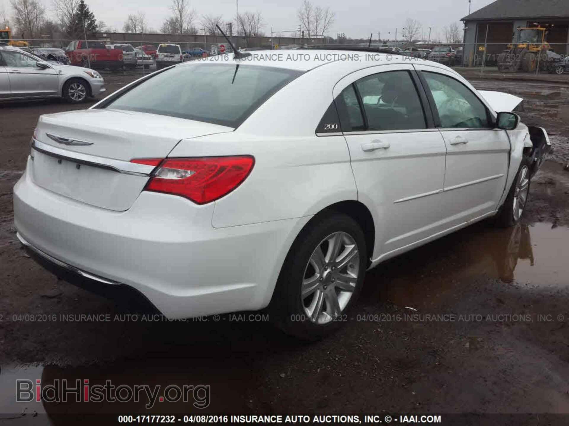 2011 Chrysler 200 - VIN: 1C3BC1FG4BN553433 - Photo 4