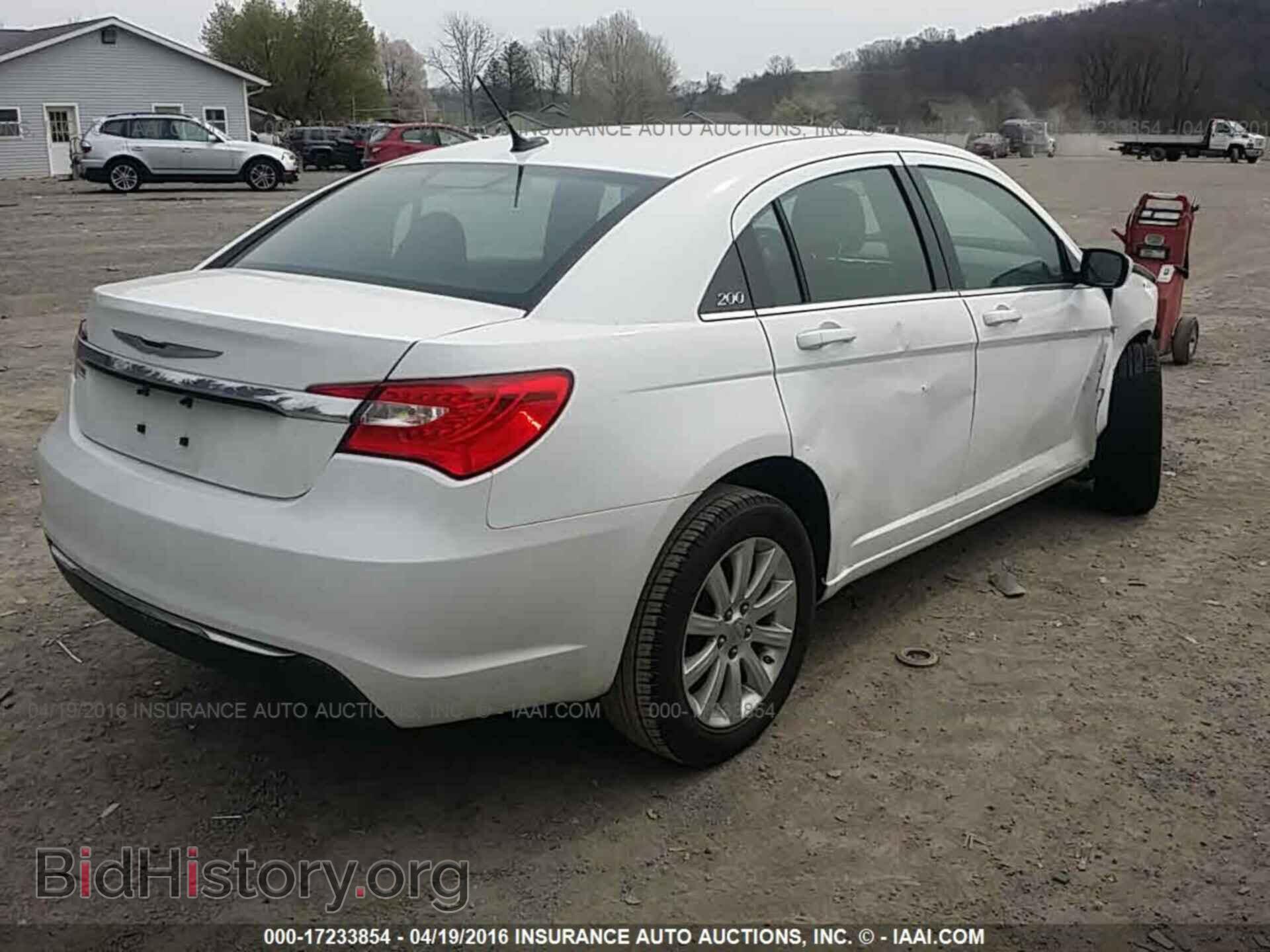 2012 Chrysler 200 - VIN: 1C3CCBBB3CN134480 - Photo 4