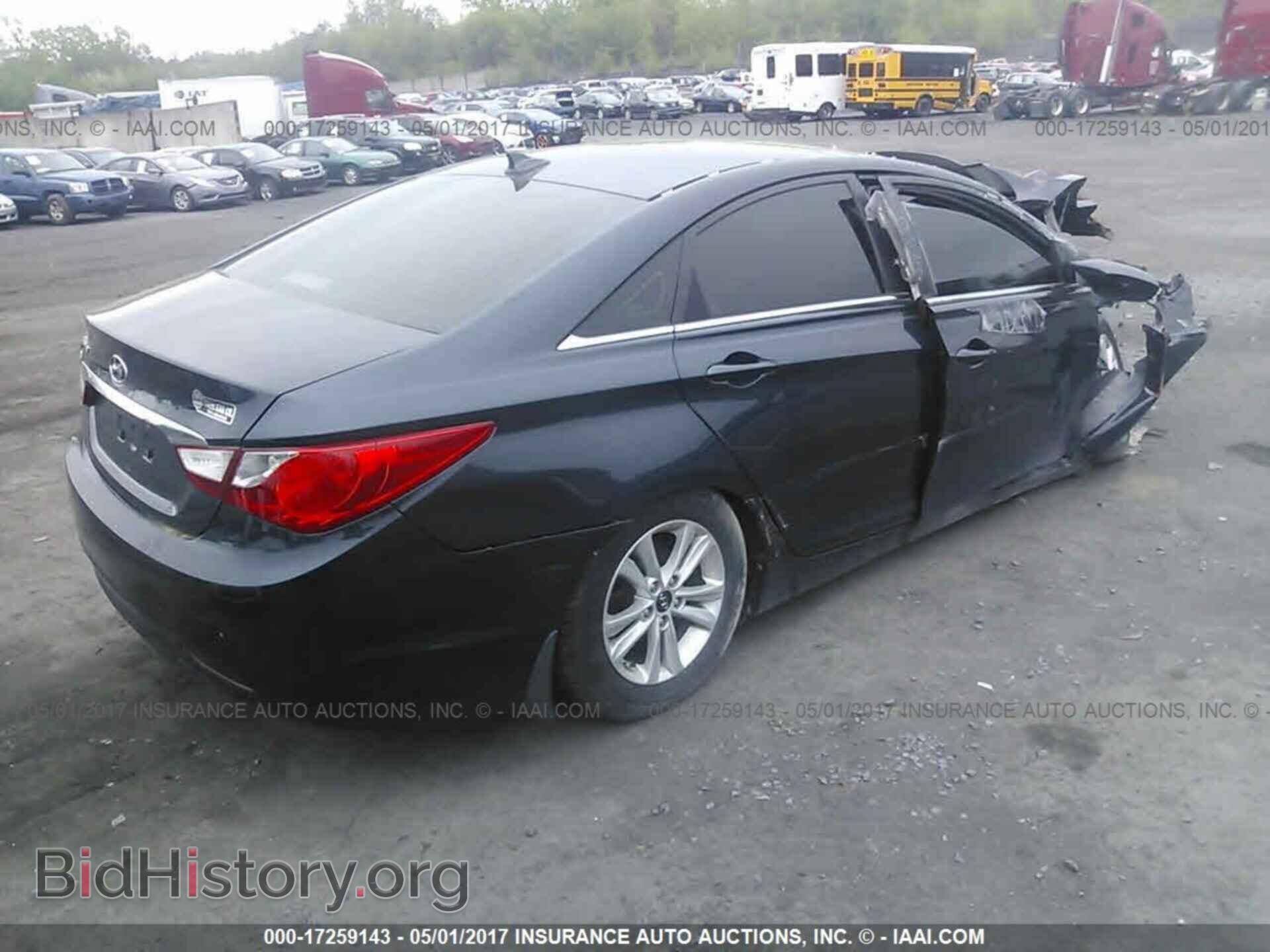 2012 Hyundai Sonata - VIN: 5NPEB4AC3CH346664 - Photo 4