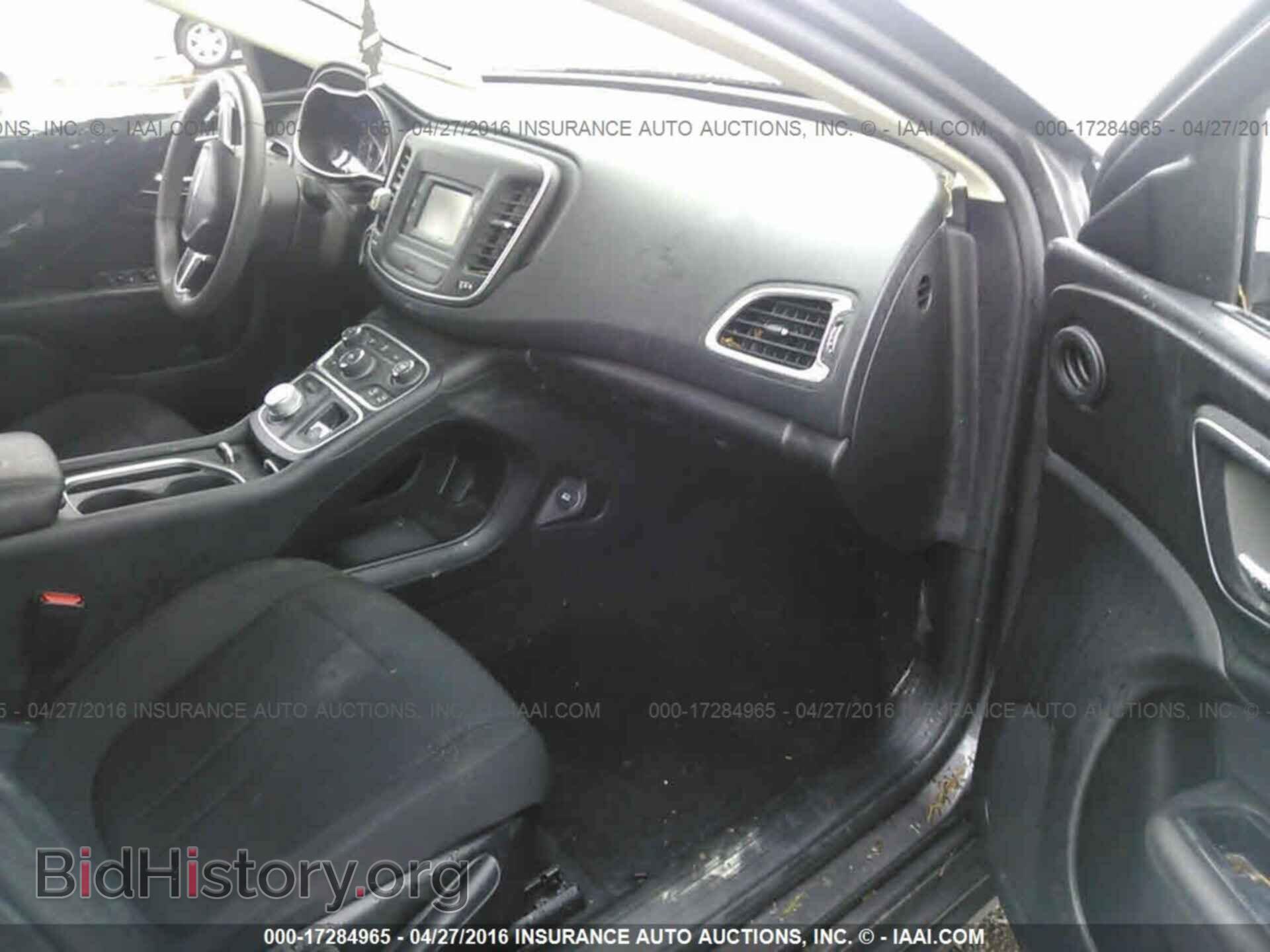 2015 Chrysler 200 - VIN: 1C3CCCAB4FN556267 - Фото 5