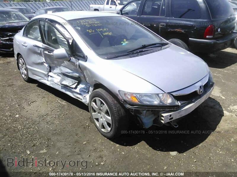2011 Honda CIVIC (VIN 19XFA1F59BE030575) — фото 1 из 9, IAAI, повреждение: передняя часть