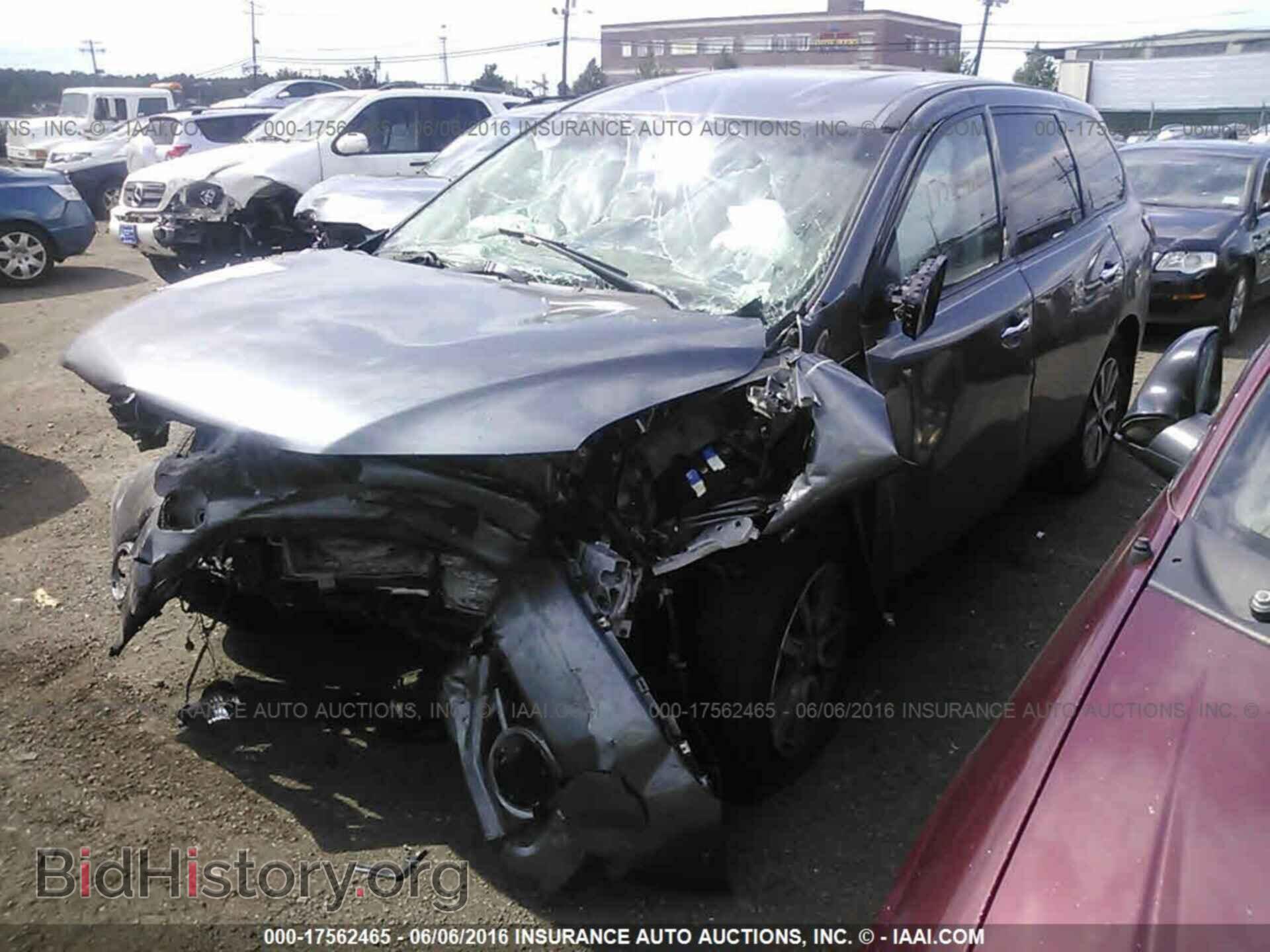 2015 Nissan Pathfinder - VIN: 5N1AR2MMXFC603575 - Фото 2