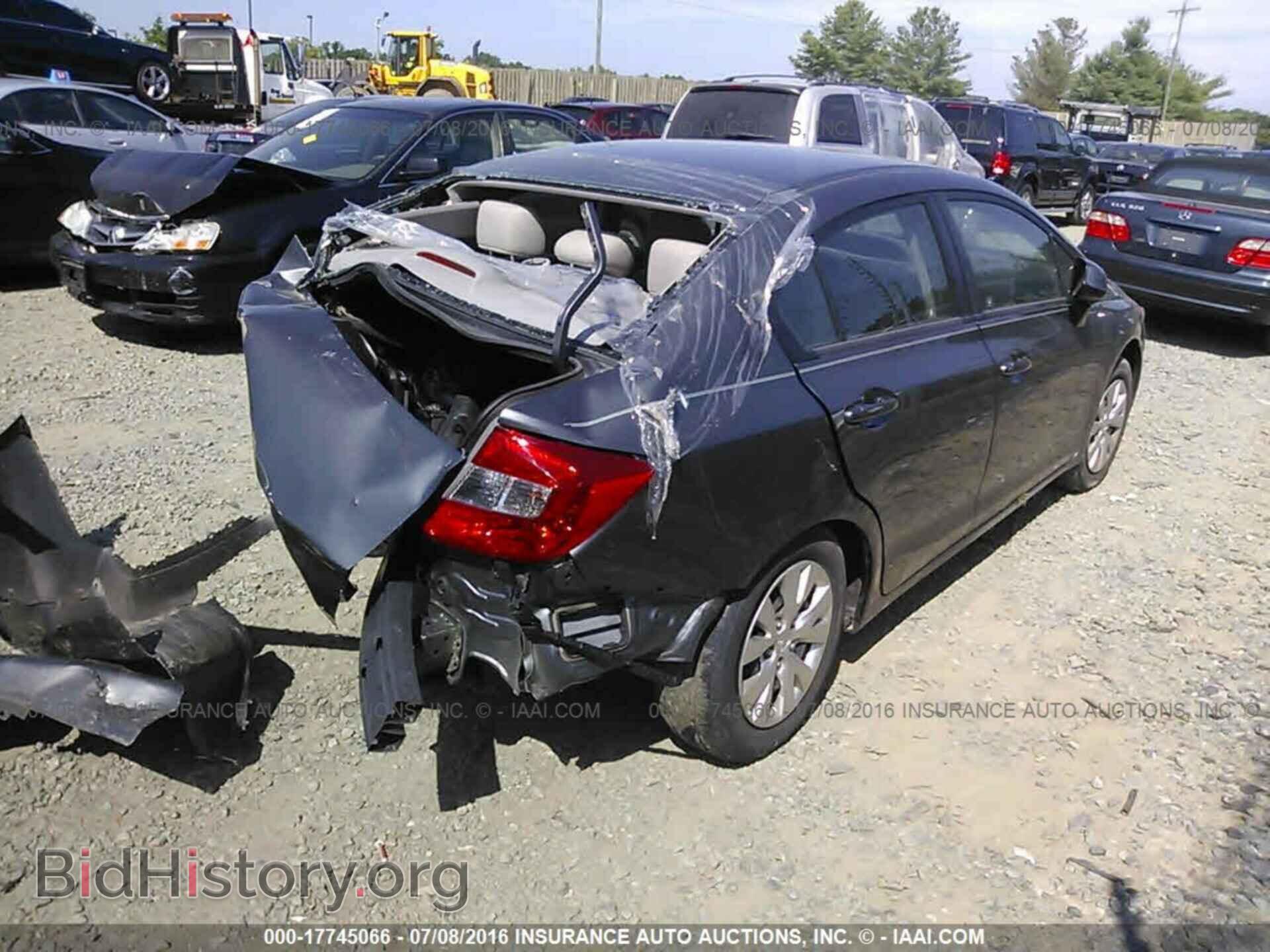 2012 Honda Civic - VIN: 19XFB2F56CE346486 - Photo 4