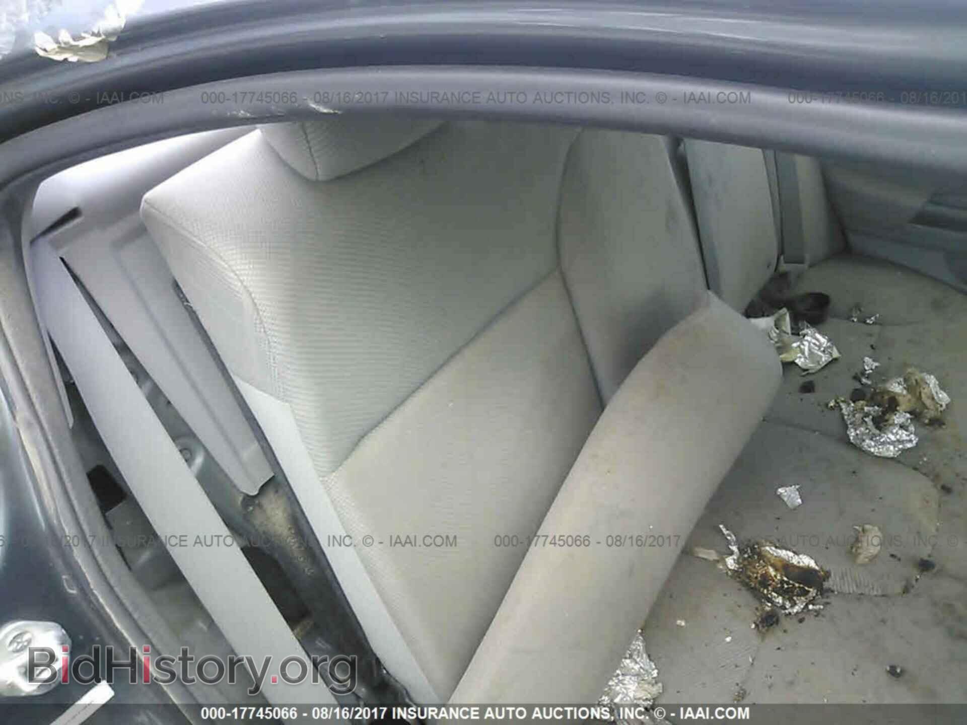 2012 Honda Civic - VIN: 19XFB2F56CE346486 - Photo 8