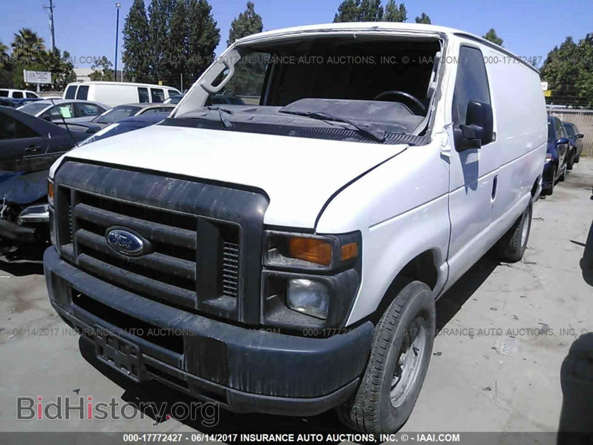 2013 Ford Econoline - VIN: 1FTNE2ELXDDA92478 - Фото 2
