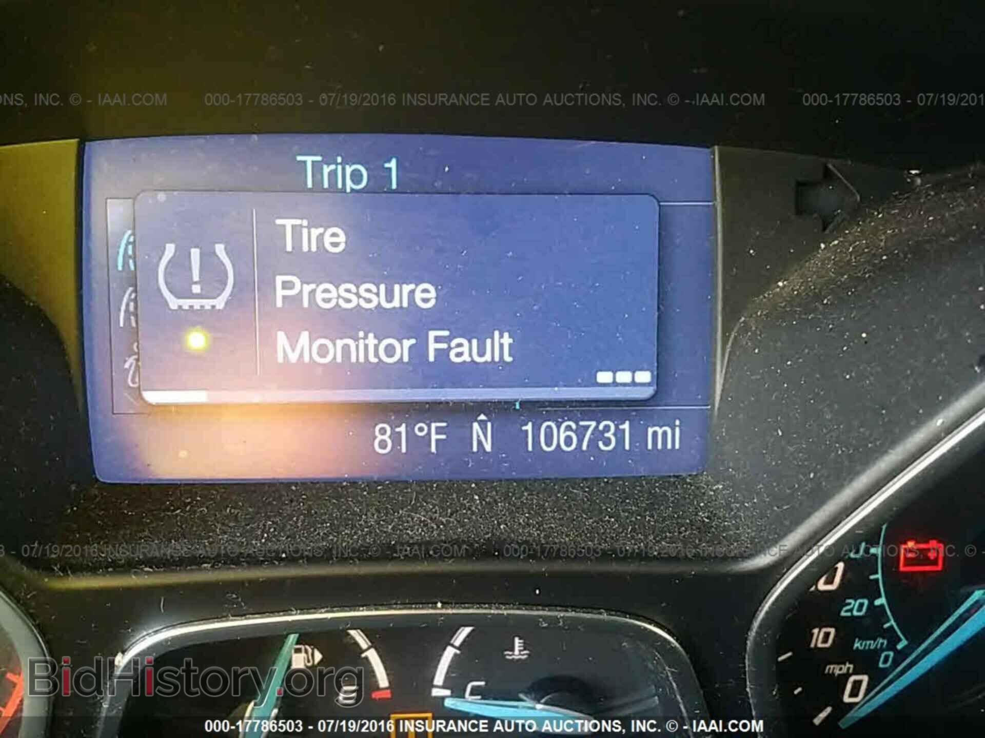 2012 Ford Focus - VIN: 1FAHP3F23CL319989 - Photo 7