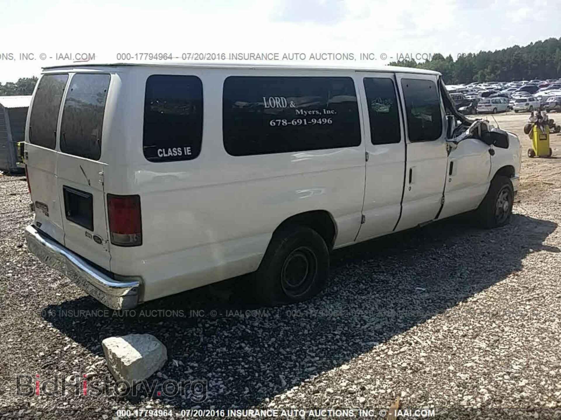2012 Ford Econoline - VIN: 1FBSS3BL8CDA96893 - Photo 4