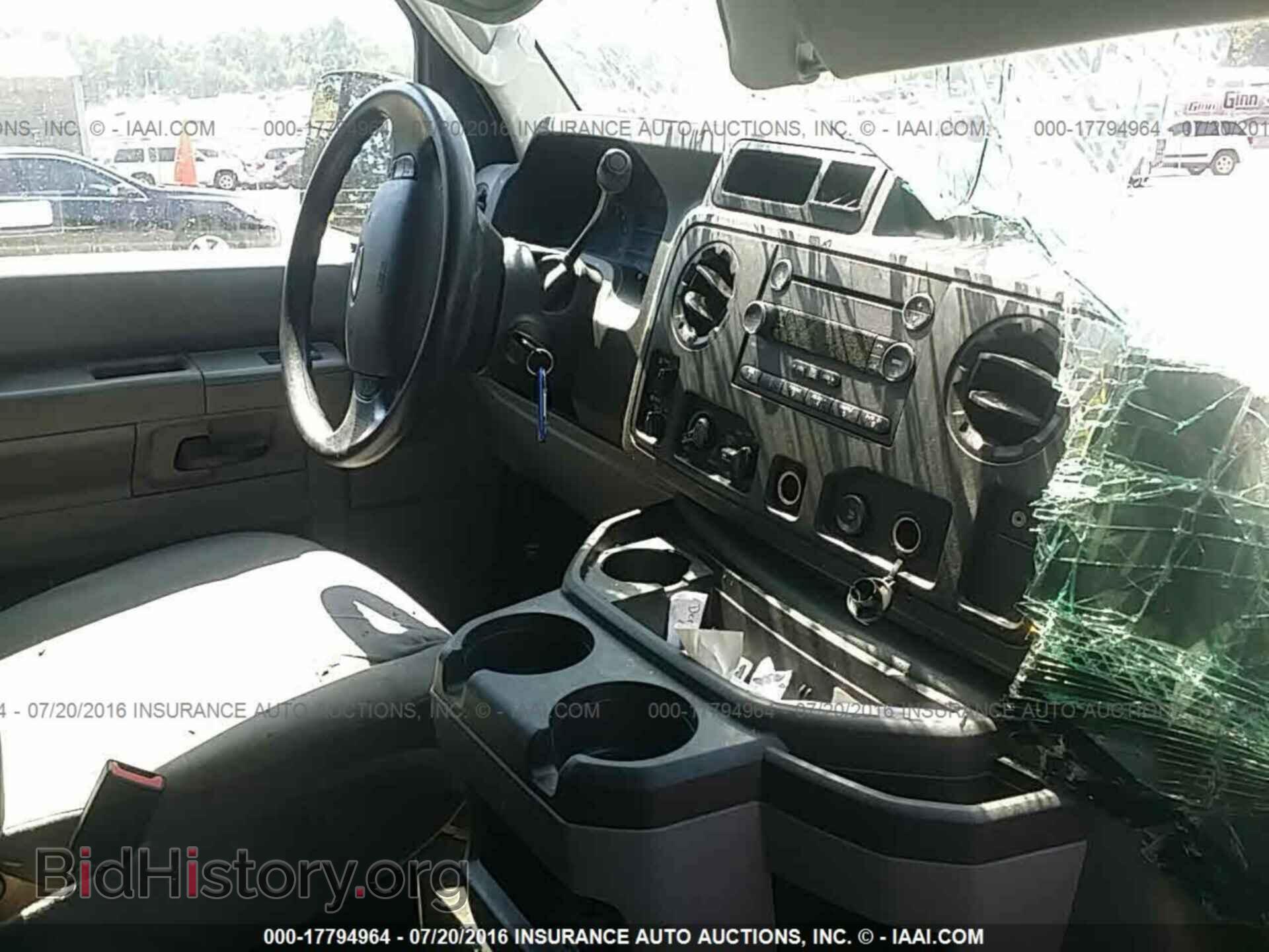 2012 Ford Econoline - VIN: 1FBSS3BL8CDA96893 - Photo 5