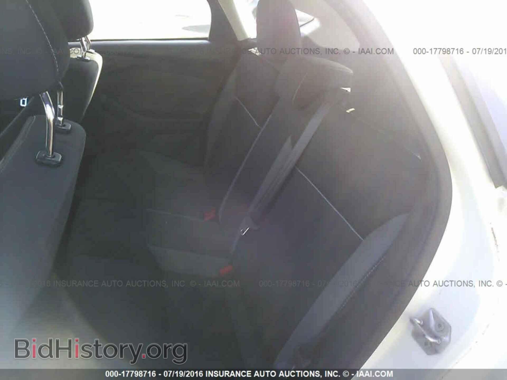 2012 Ford Focus - VIN: 1FAHP3K27CL280233 - Photo 8