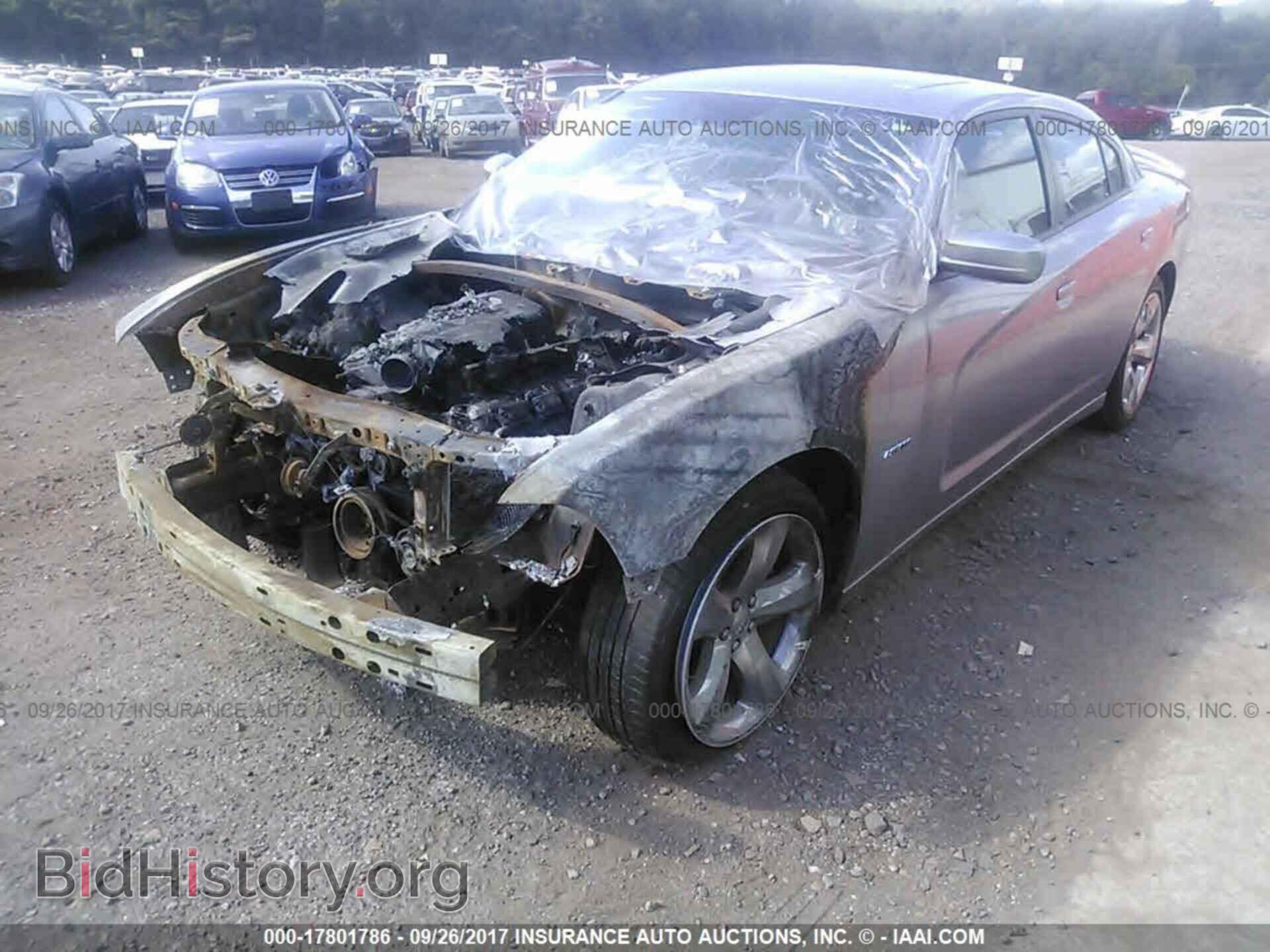 2014 Dodge Charger - VIN: 2C3CDXCTXEH167960 - Photo 2