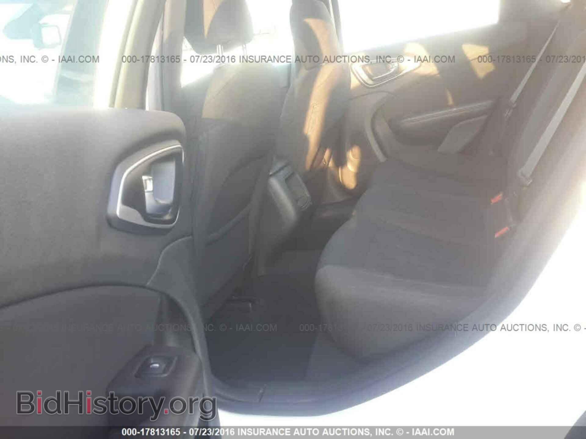 2015 Chrysler 200 - VIN: 1C3CCCAB7FN574102 - Фото 8