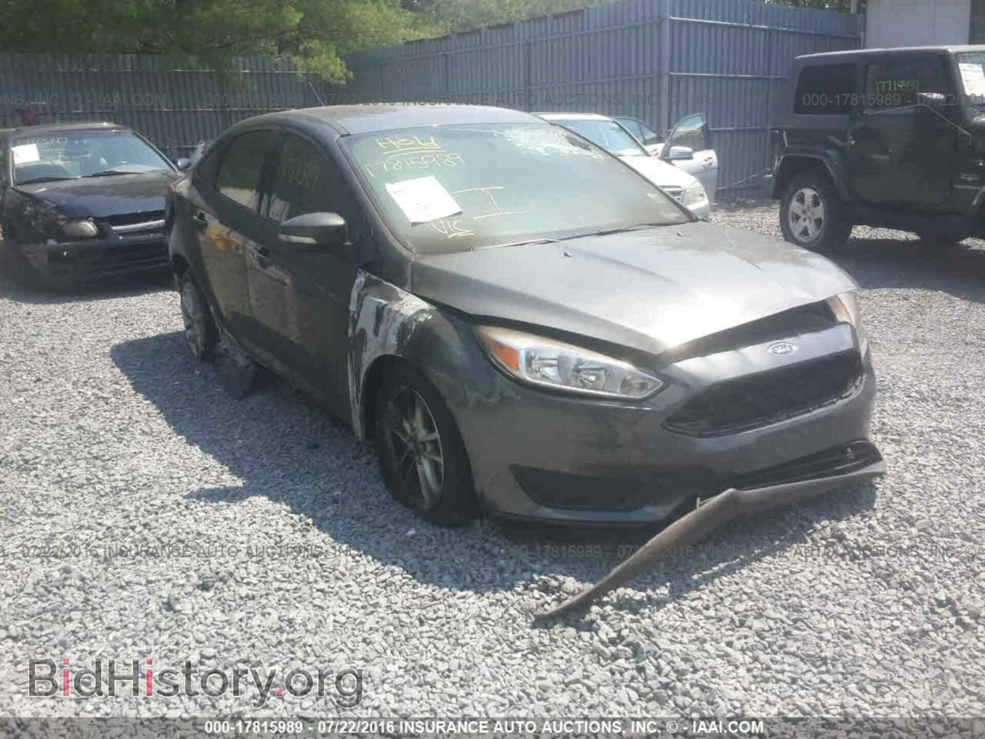 Photo 1FADP3F23GL219010 - Ford Focus 2016
