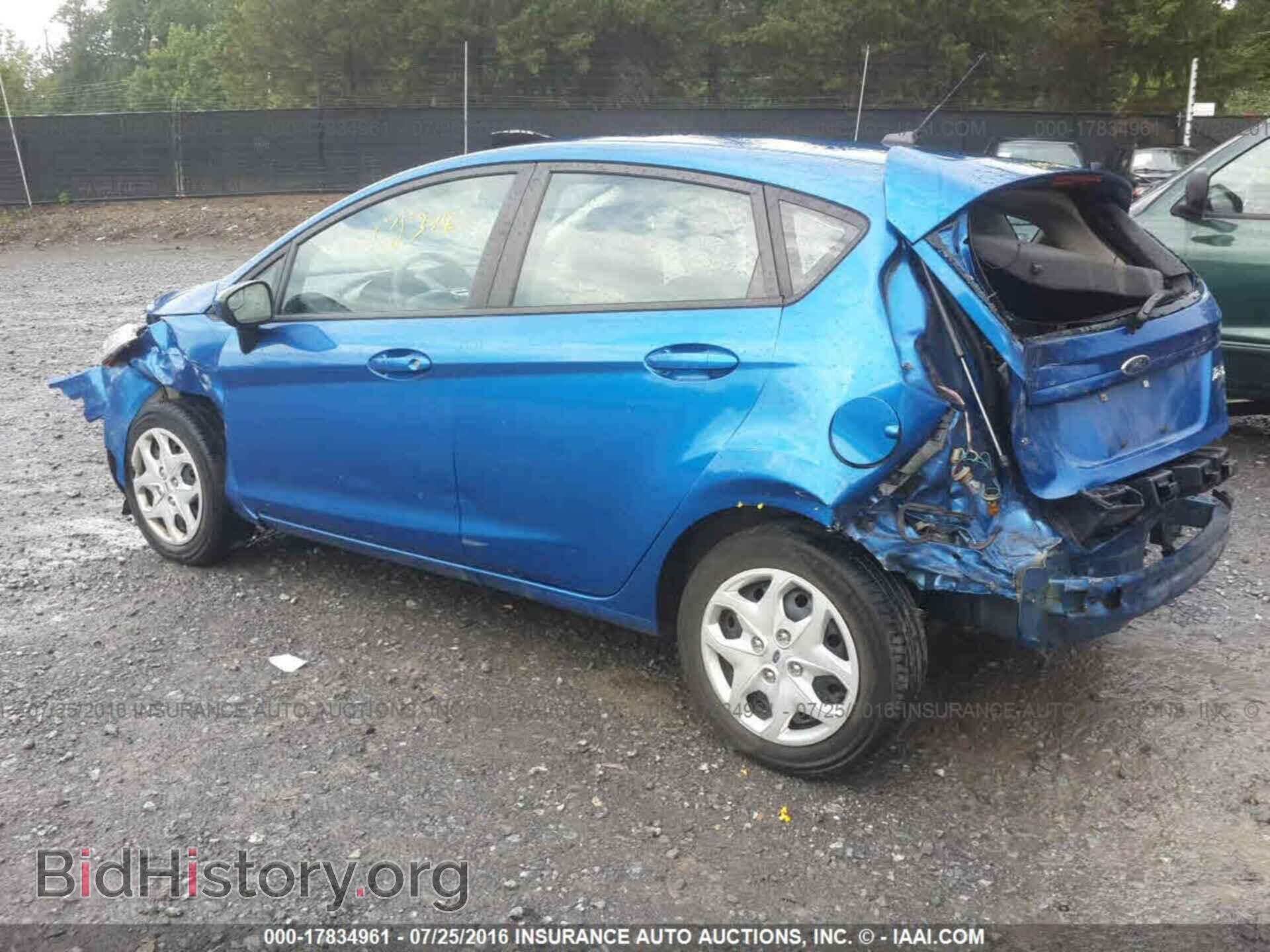 2011 Ford Fiesta - VIN: 3FADP4EJ2BM115341 - Фото 3