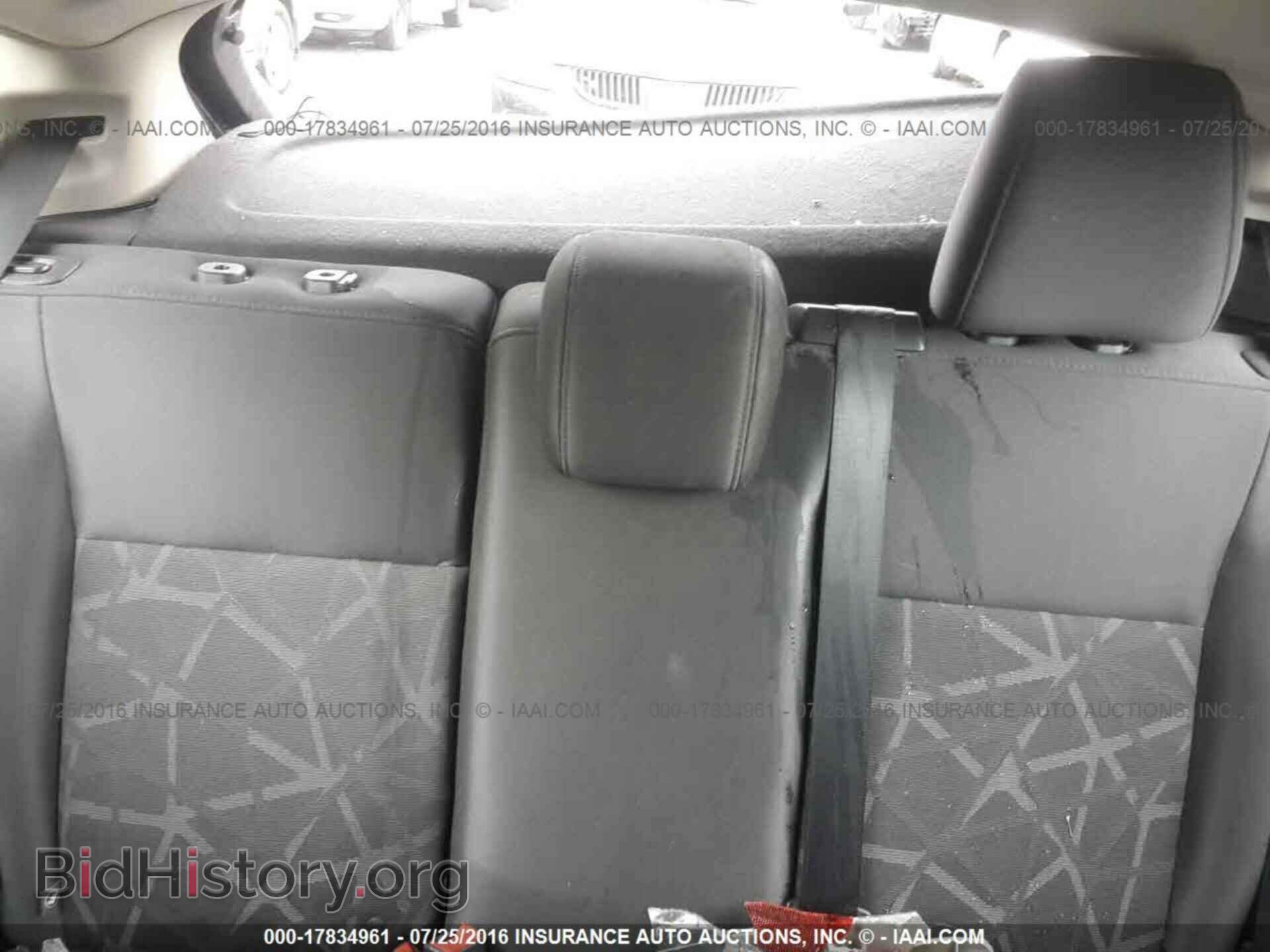 2011 Ford Fiesta - VIN: 3FADP4EJ2BM115341 - Фото 8