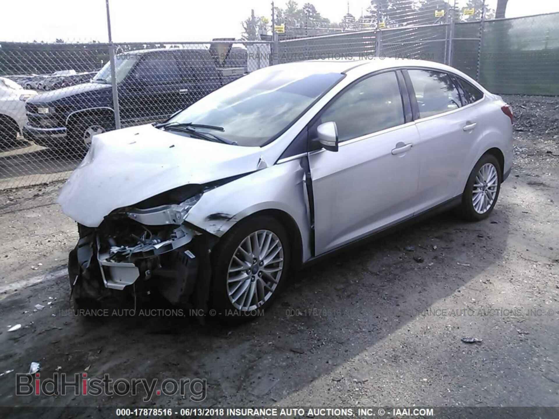 2012 Ford Focus - VIN: 1FAHP3H20CL291209 - Photo 2
