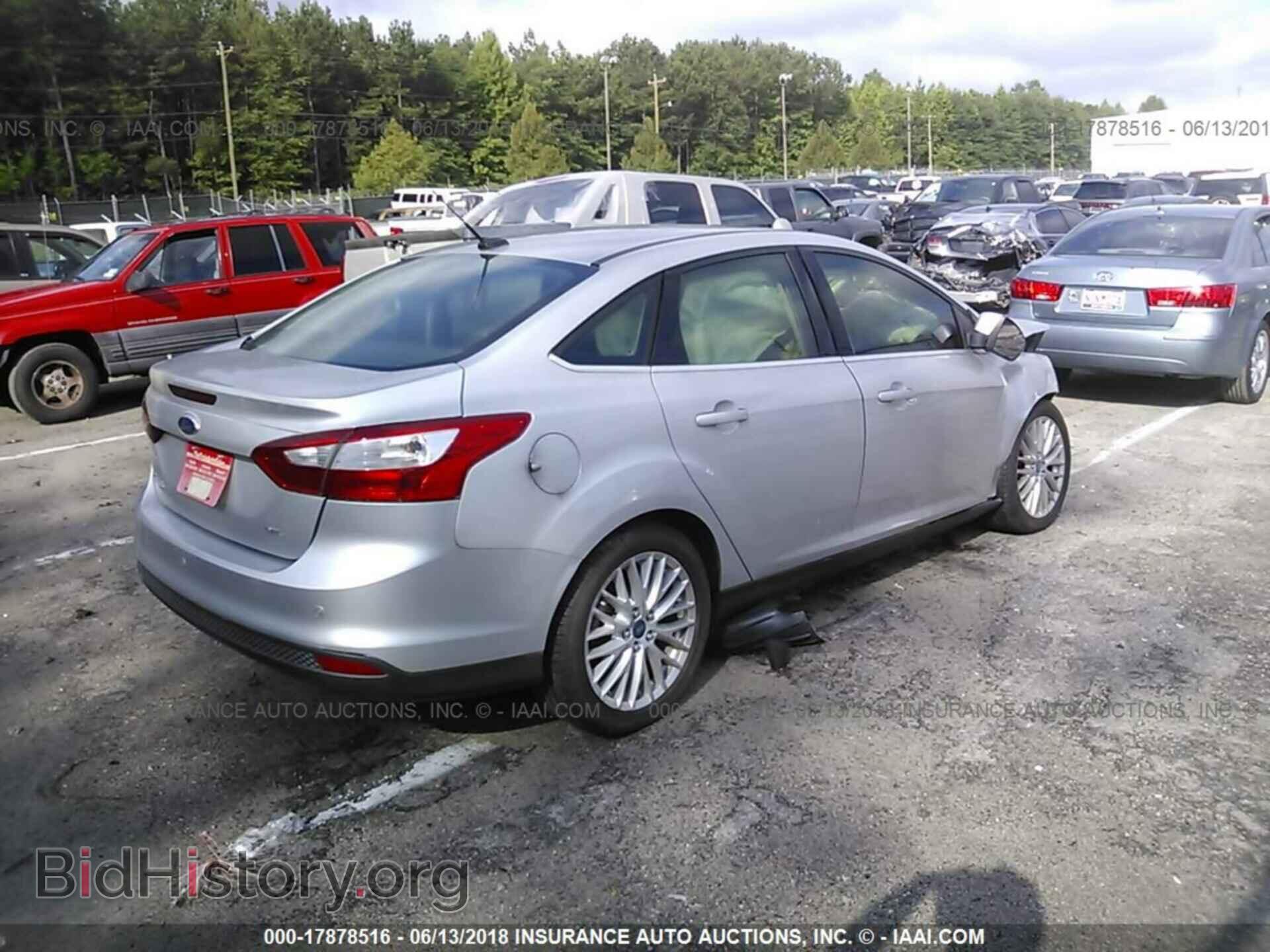 2012 Ford Focus - VIN: 1FAHP3H20CL291209 - Photo 4