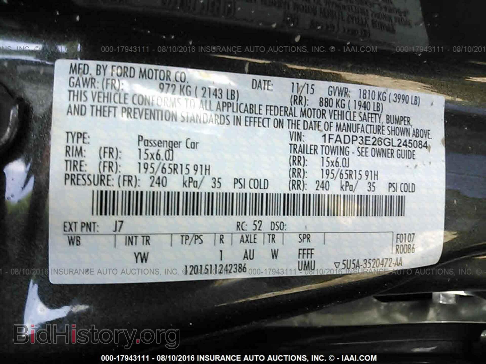 2016 Ford Focus - VIN: 1FADP3E26GL245084 - Photo 9