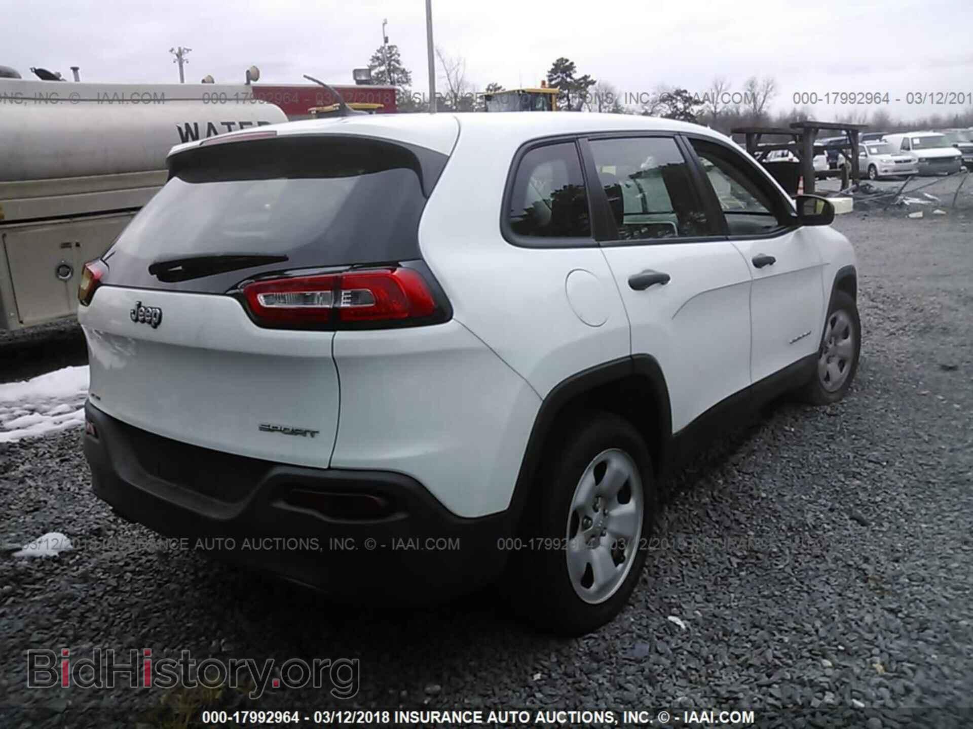 2014 Jeep Cherokee - VIN: 1C4PJLAB6EW155105 - Фото 4