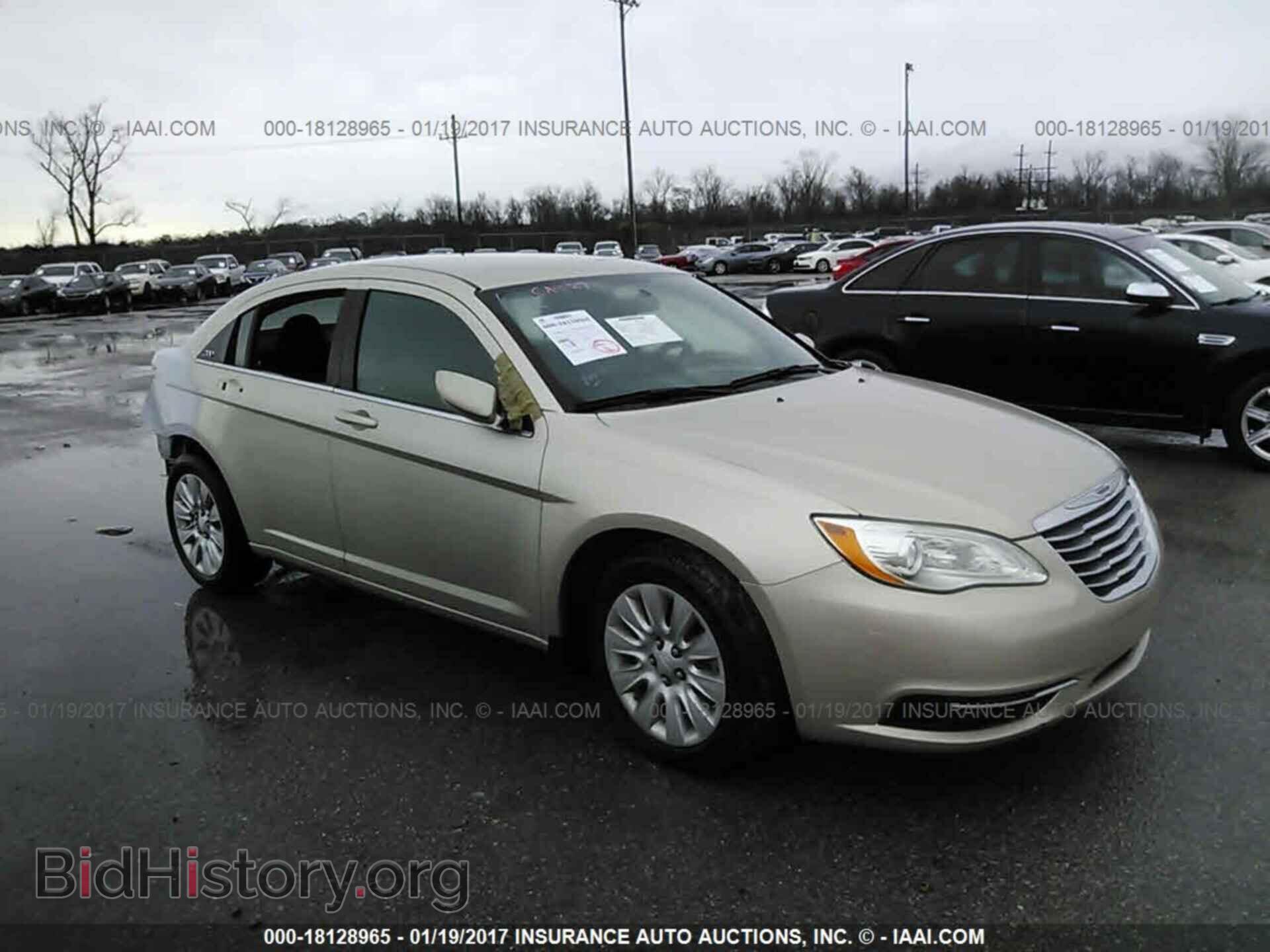 Photo 1C3CCBAB2EN211960 - Chrysler 200 2014
