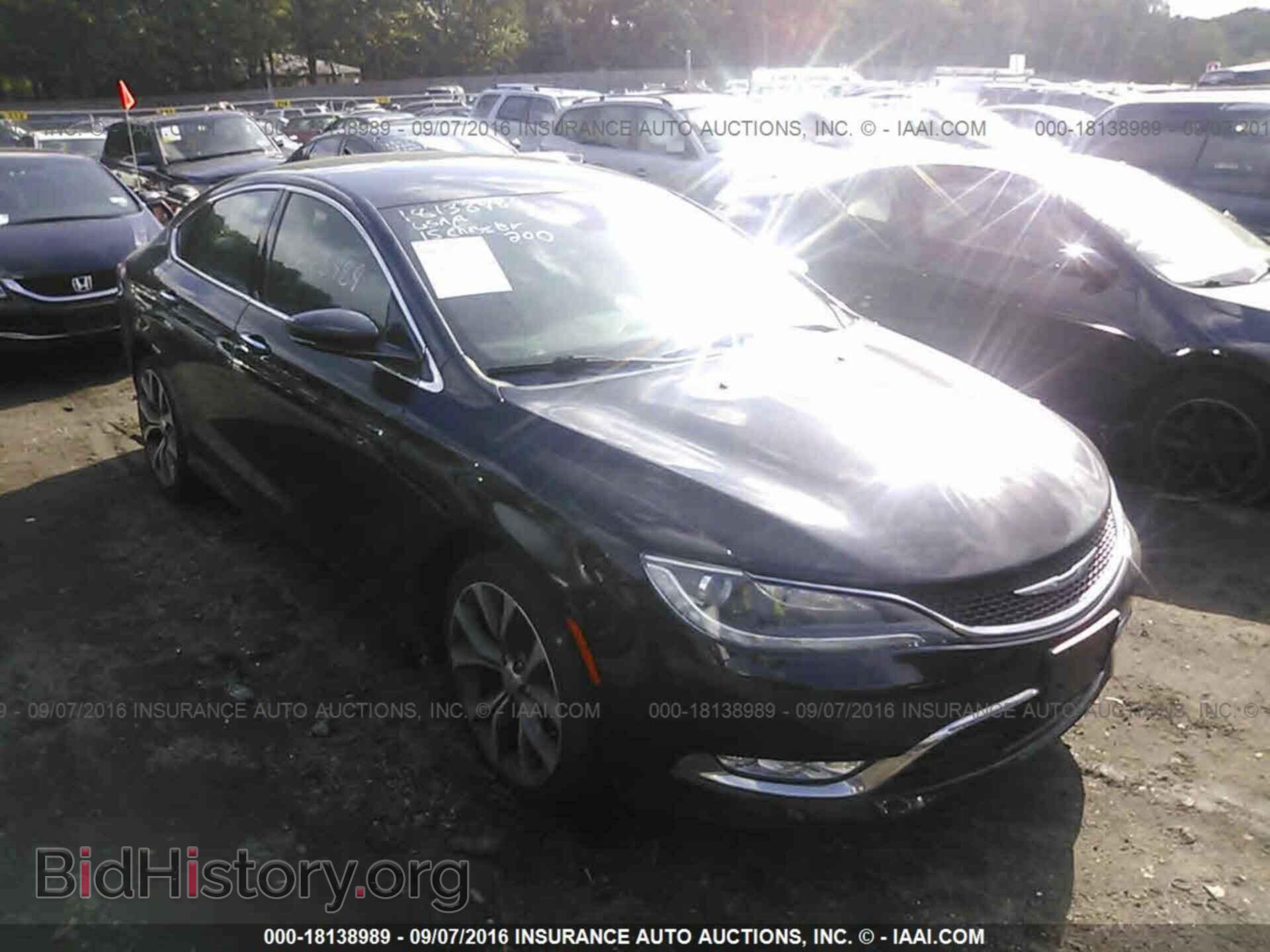 Photo 1C3CCCCB2FN566602 - Chrysler 200 2015
