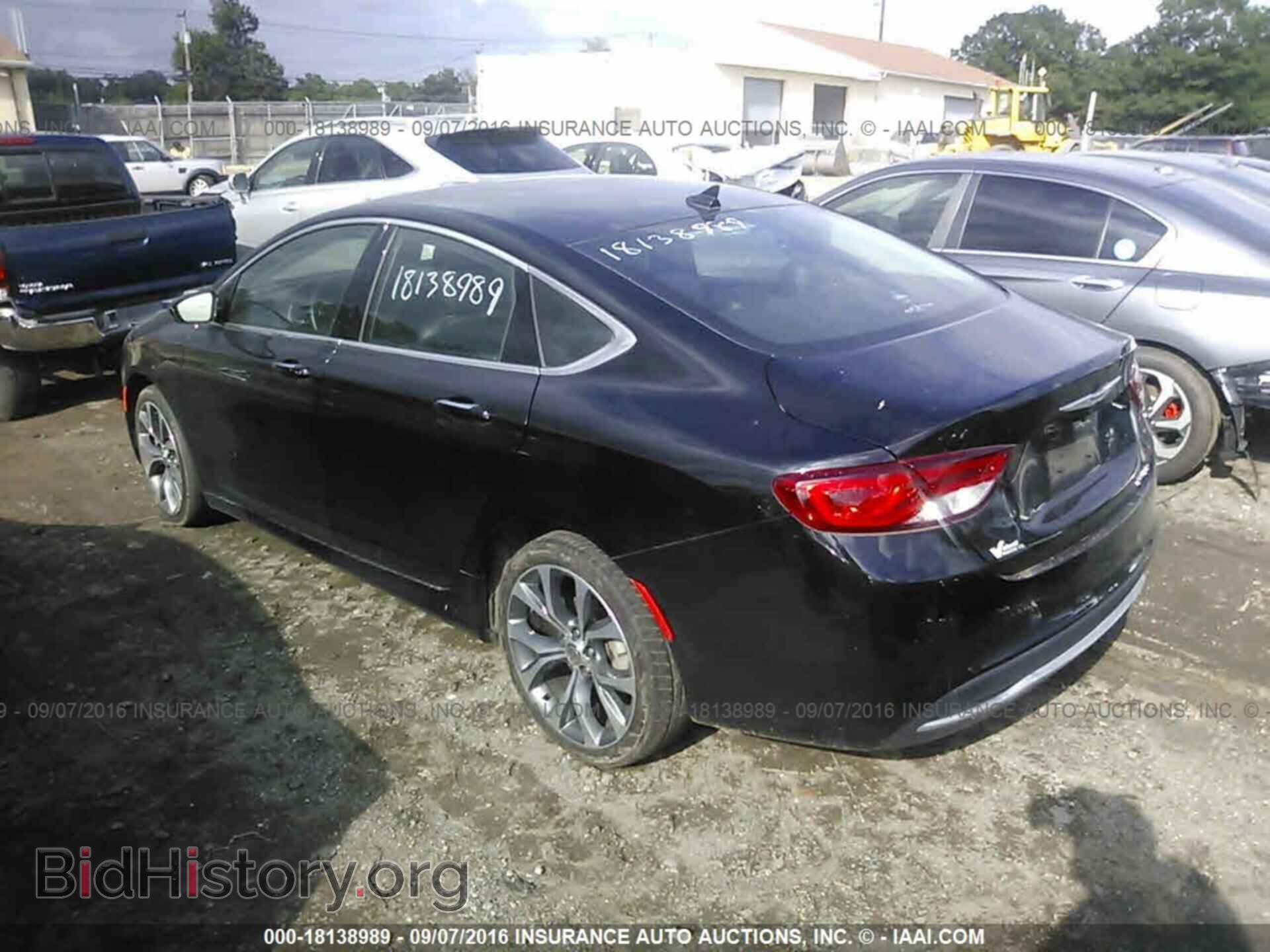 2015 Chrysler 200 - VIN: 1C3CCCCB2FN566602 - Photo 3