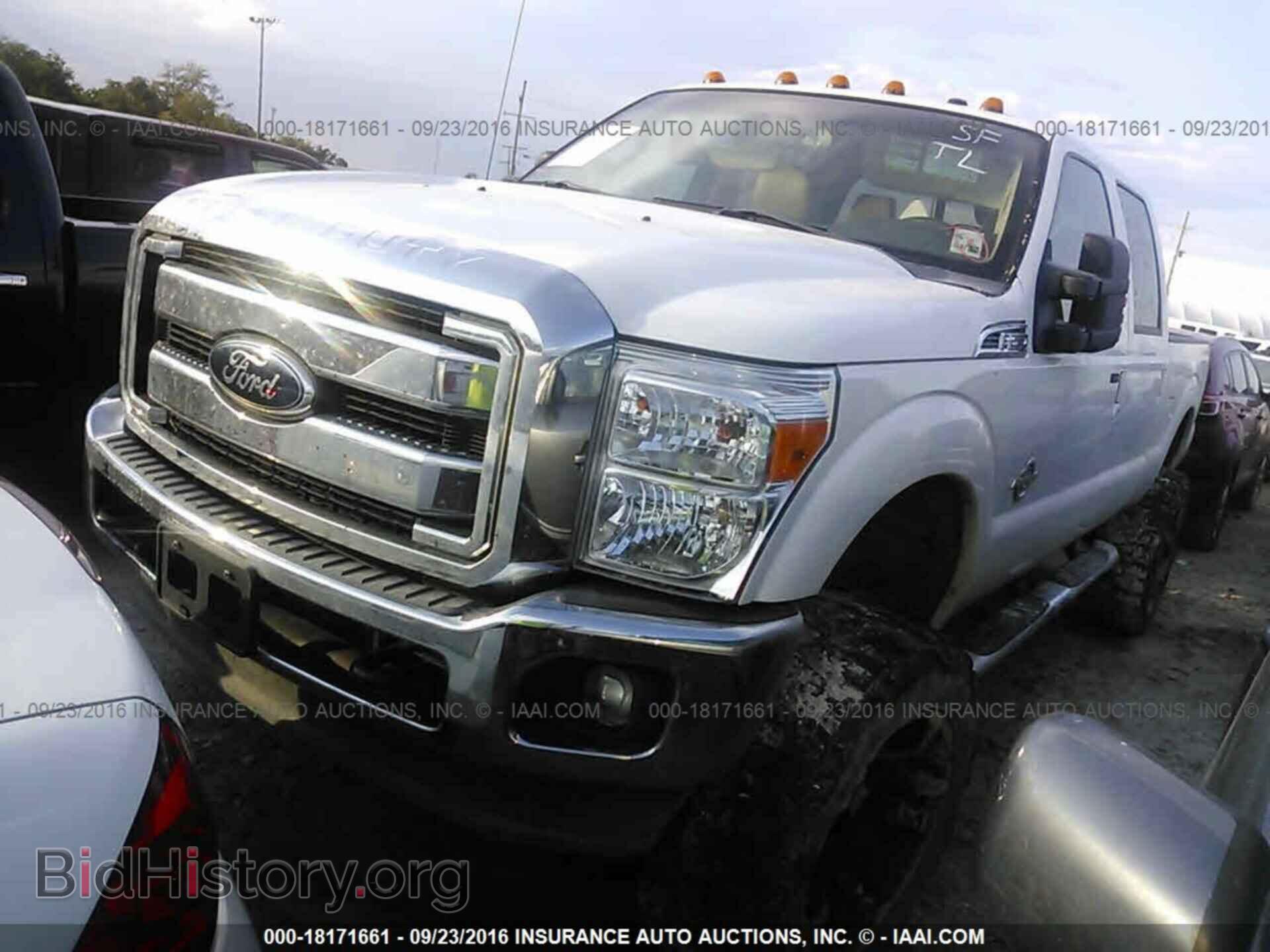 2012 Ford F250 - VIN: 1FT7W2BT3CEB91226 - Фото 2