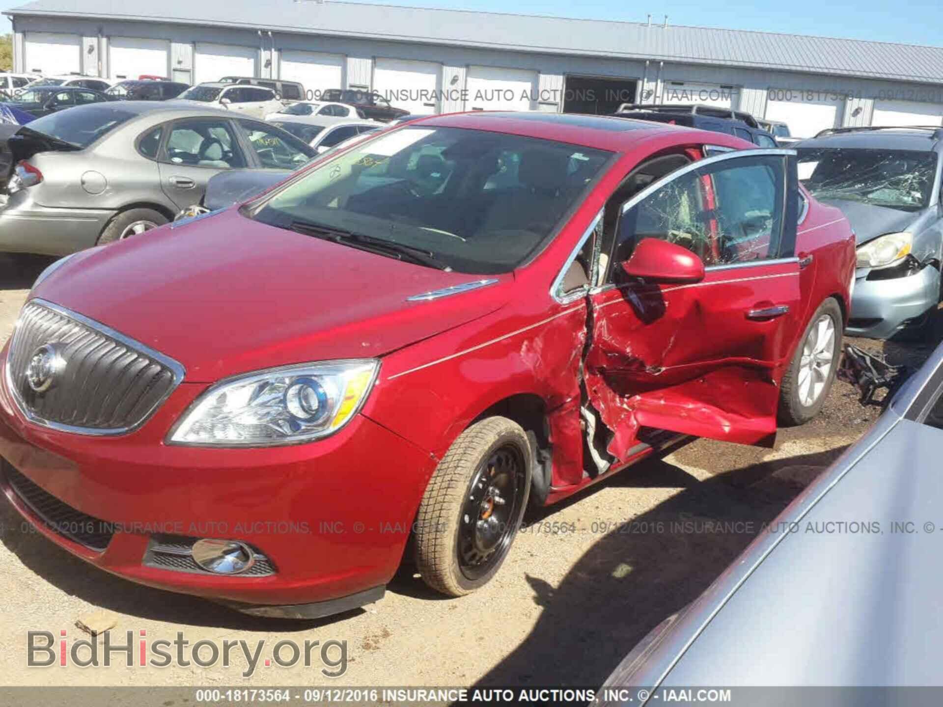2013 Buick Verano - VIN: 1G4PS5SK6D4255444 - Фото 2