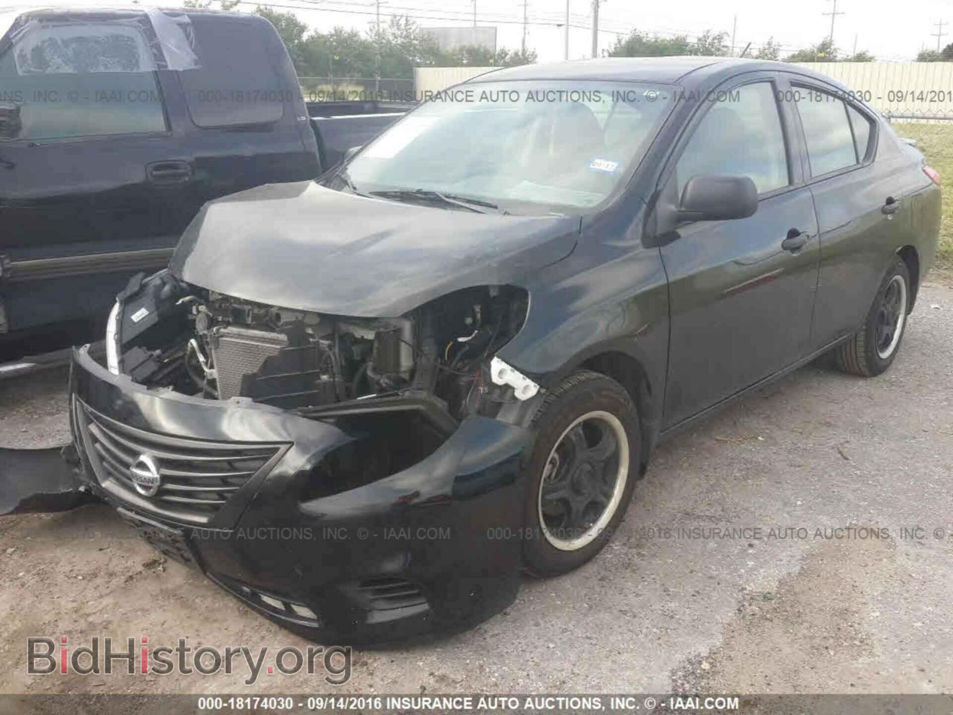 2014 Nissan Versa - VIN: 3N1CN7APXEL803074 - Фото 2