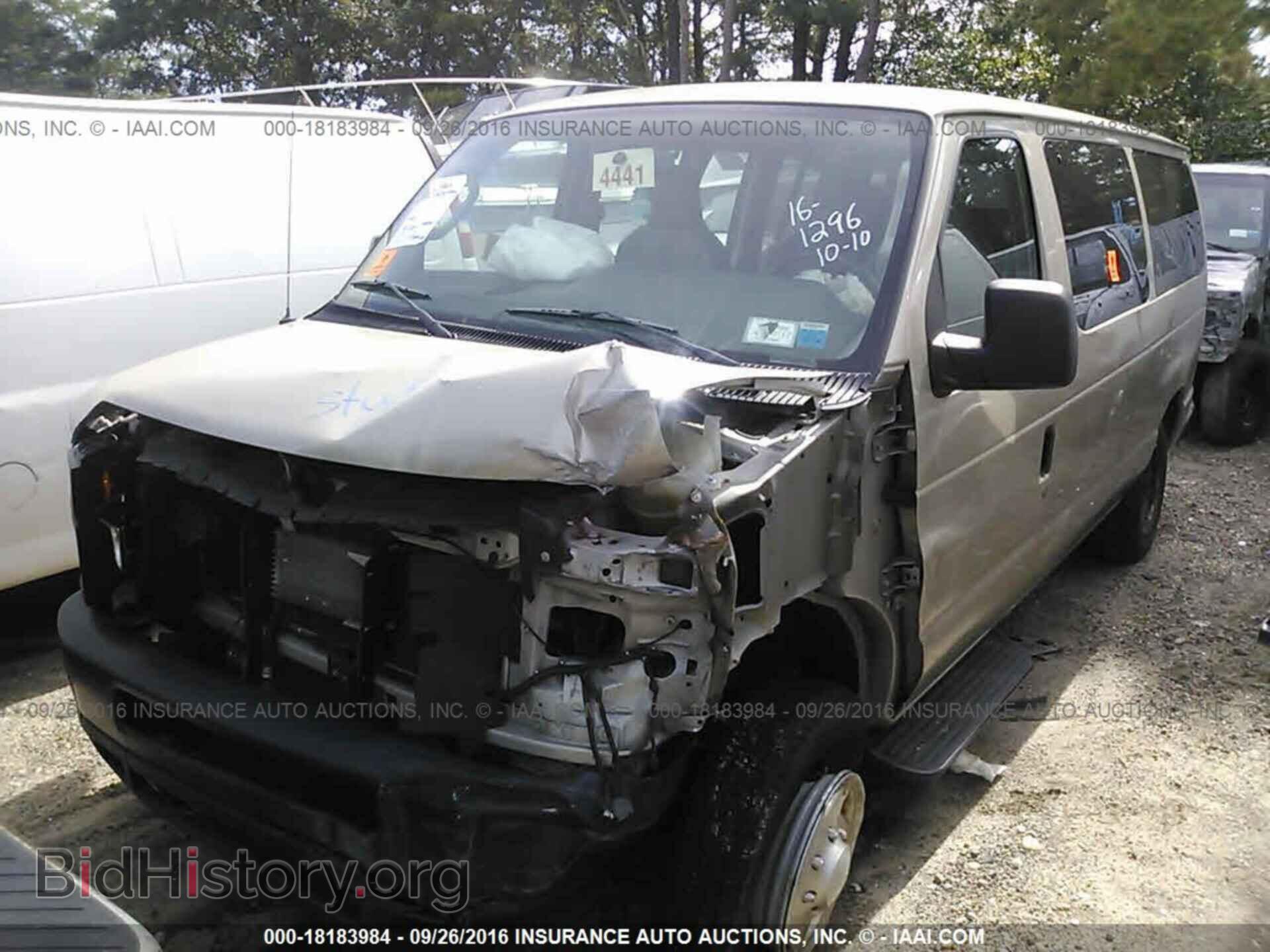 2013 Ford Econoline - VIN: 1FBNE3BLXDDA83469 - Фото 2