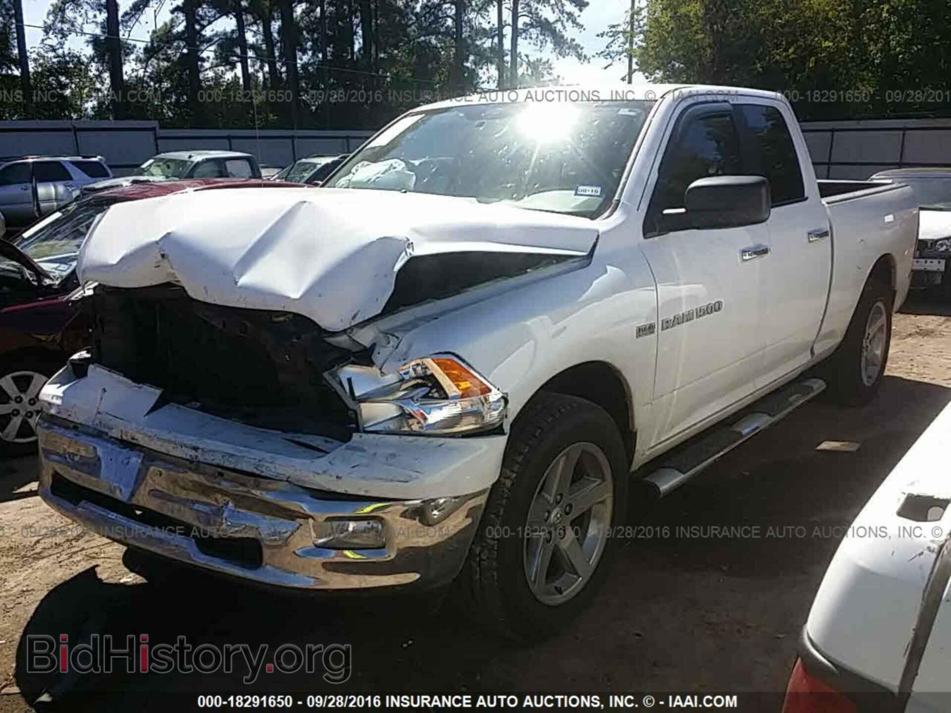 2012 Dodge Ram 1500 - VIN: 1C6RD6GT8CS207587 - Фото 2
