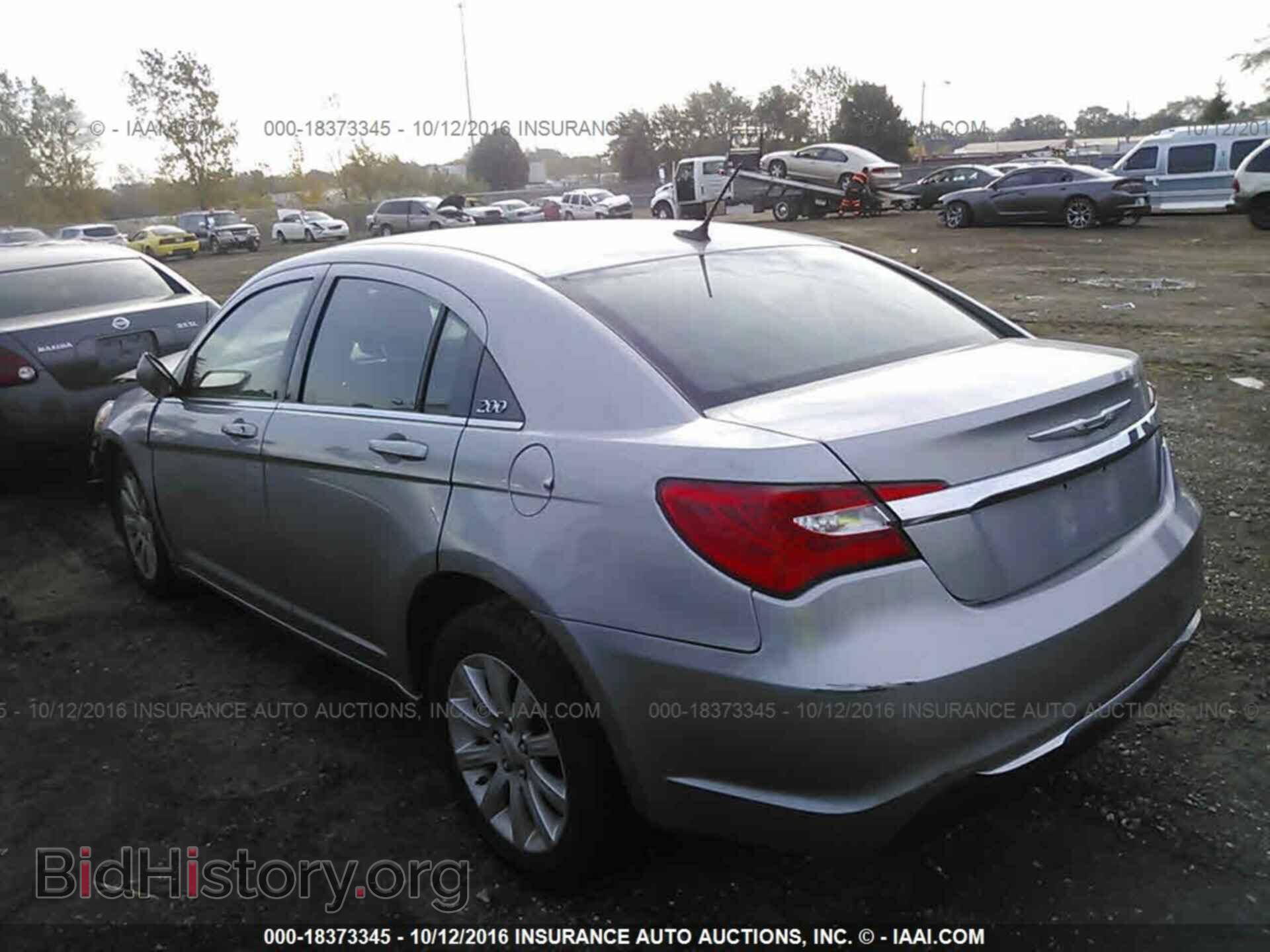 2013 Chrysler 200 - VIN: 1C3CCBBG3DN559789 - Photo 3