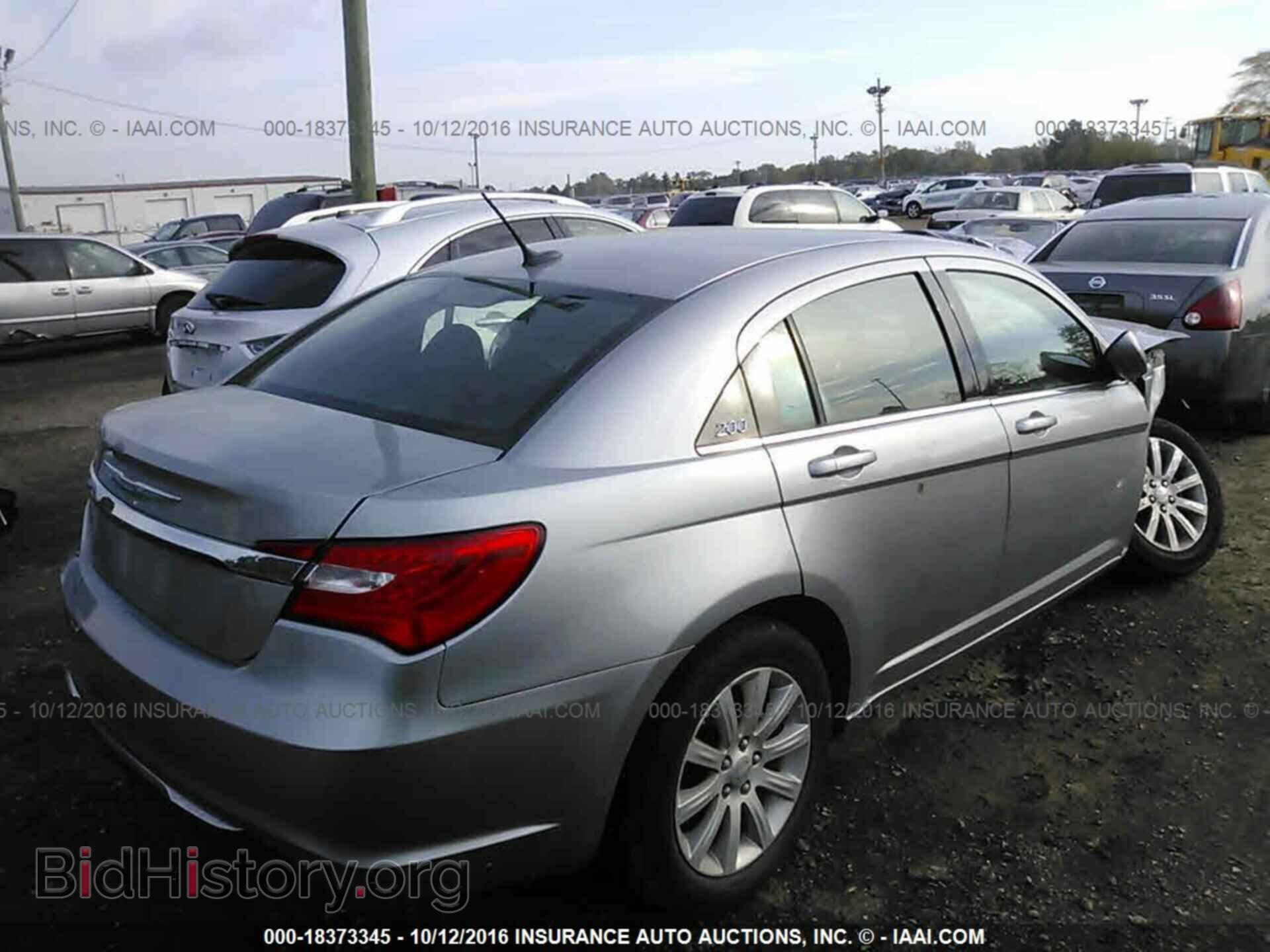 2013 Chrysler 200 - VIN: 1C3CCBBG3DN559789 - Photo 4
