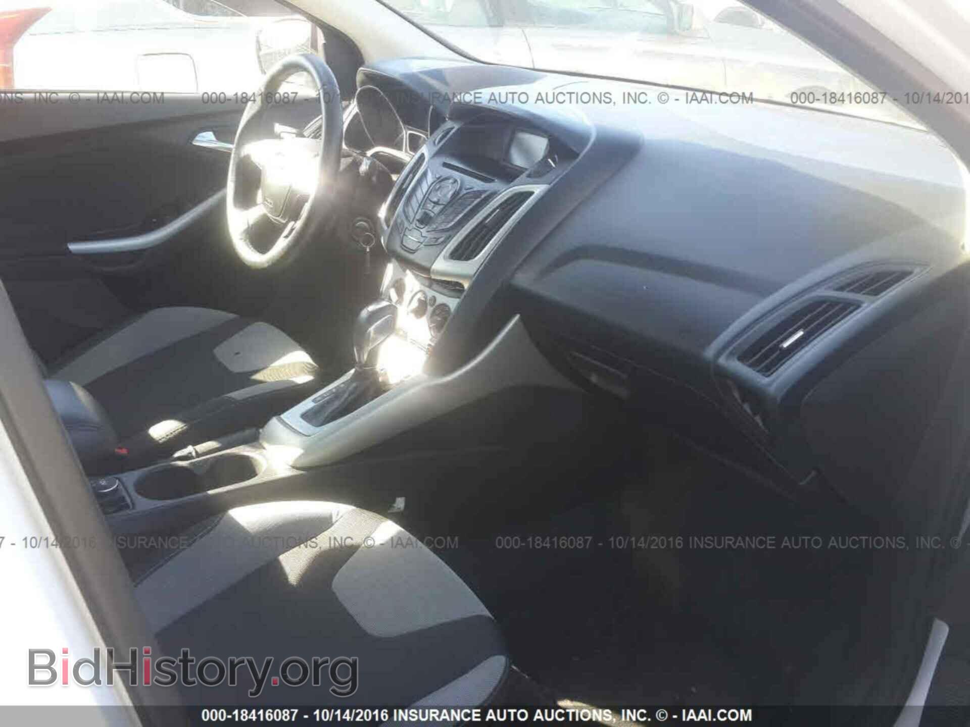 2012 Ford Focus - VIN: 1FAHP3F24CL223496 - Photo 5