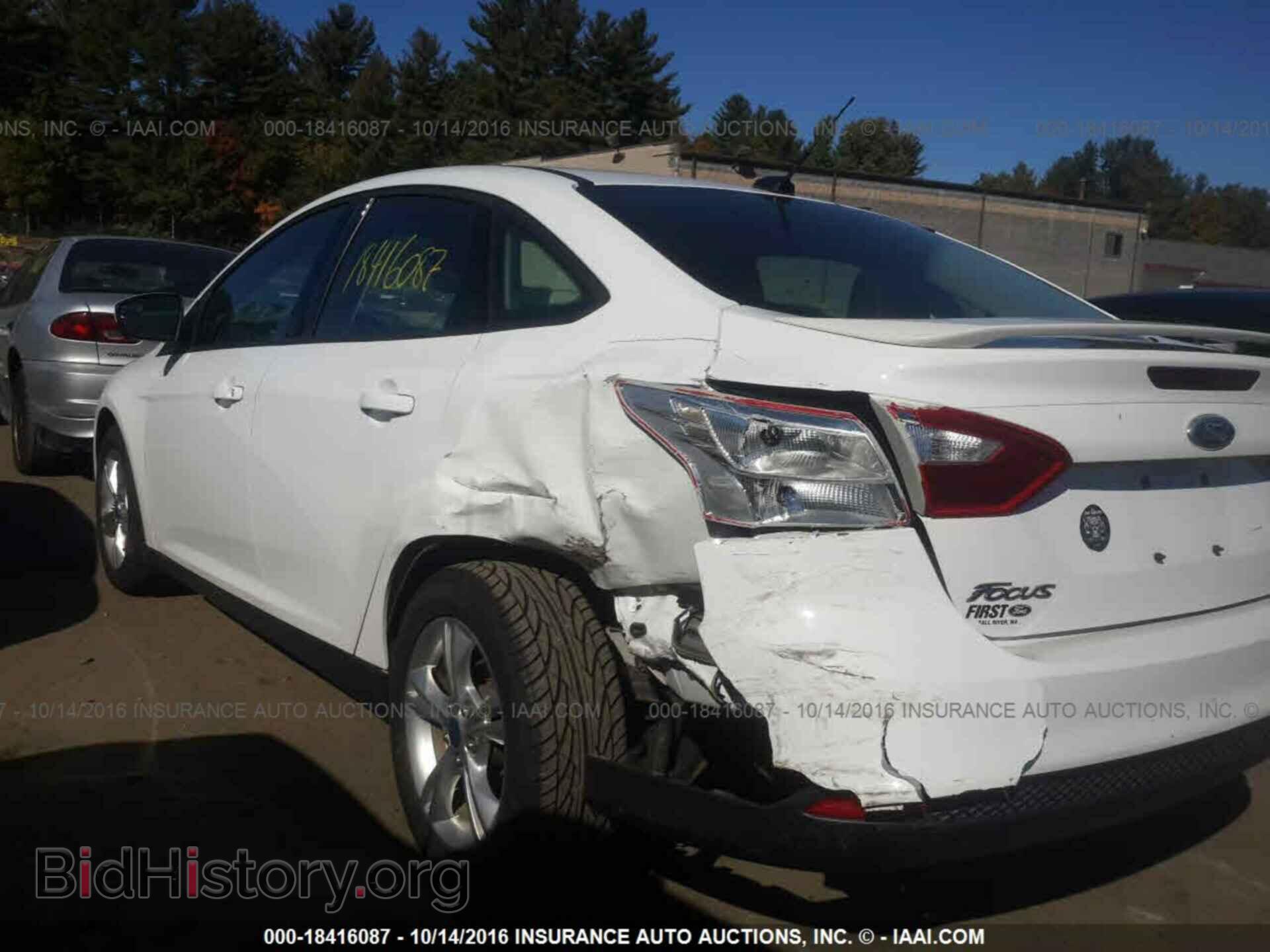 2012 Ford Focus - VIN: 1FAHP3F24CL223496 - Photo 6