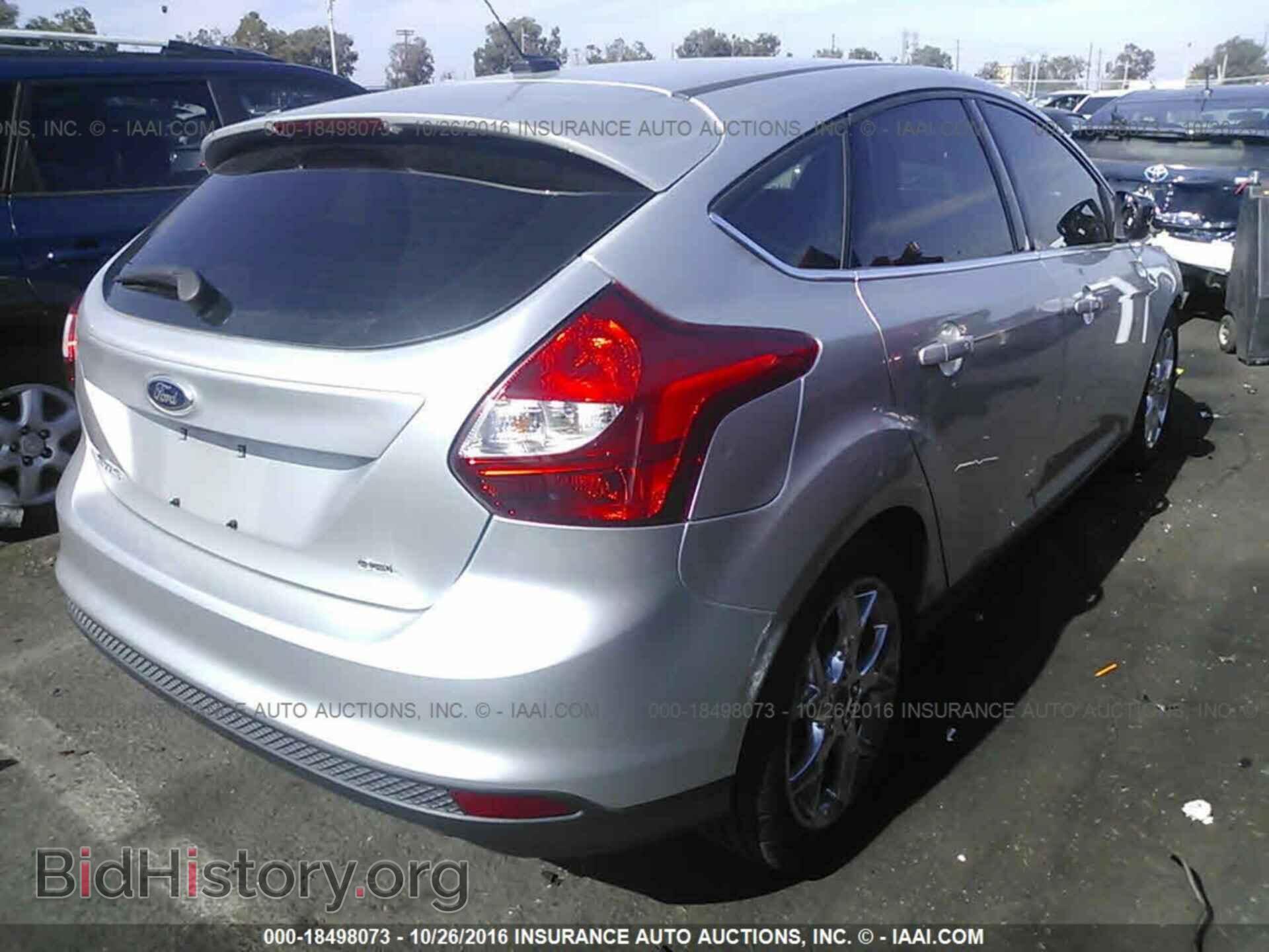 2012 Ford Focus - VIN: 1FAHP3M22CL410237 - Photo 4