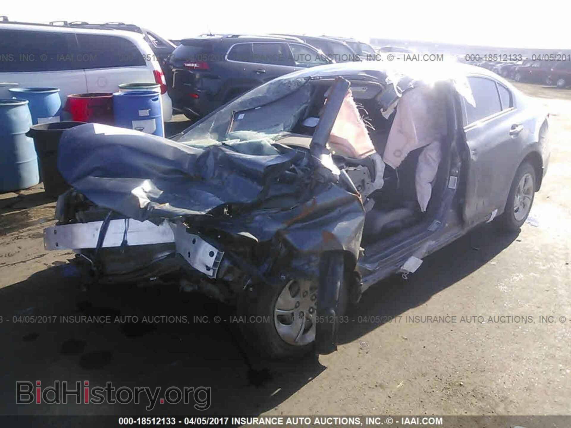 2013 Honda Civic - VIN: 19XFB2F59DE054350 - Фото 2