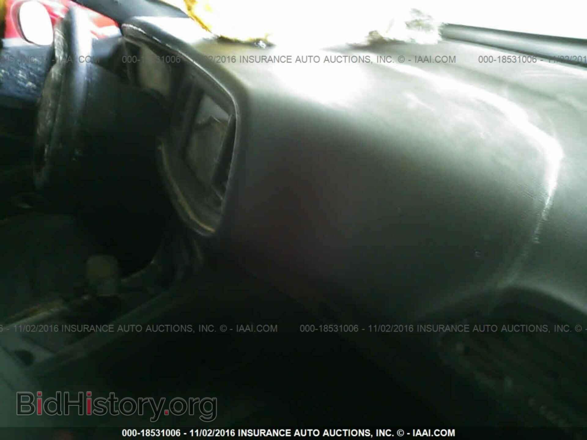 2016 Dodge Challenger - VIN: 2C3CDZAG0GH256487 - Photo 5