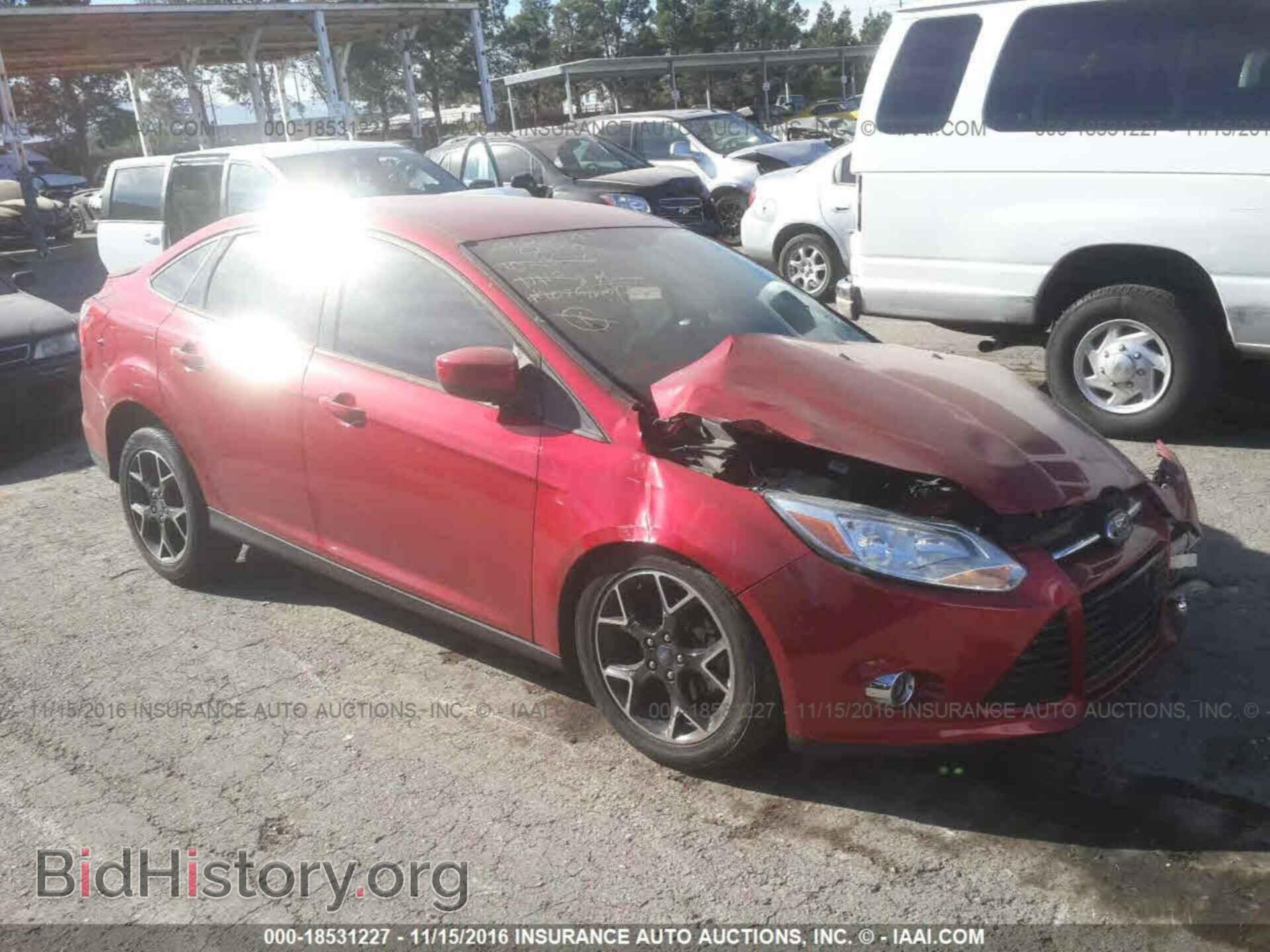 Photo 1FAHP3F28CL403256 - Ford Focus 2012