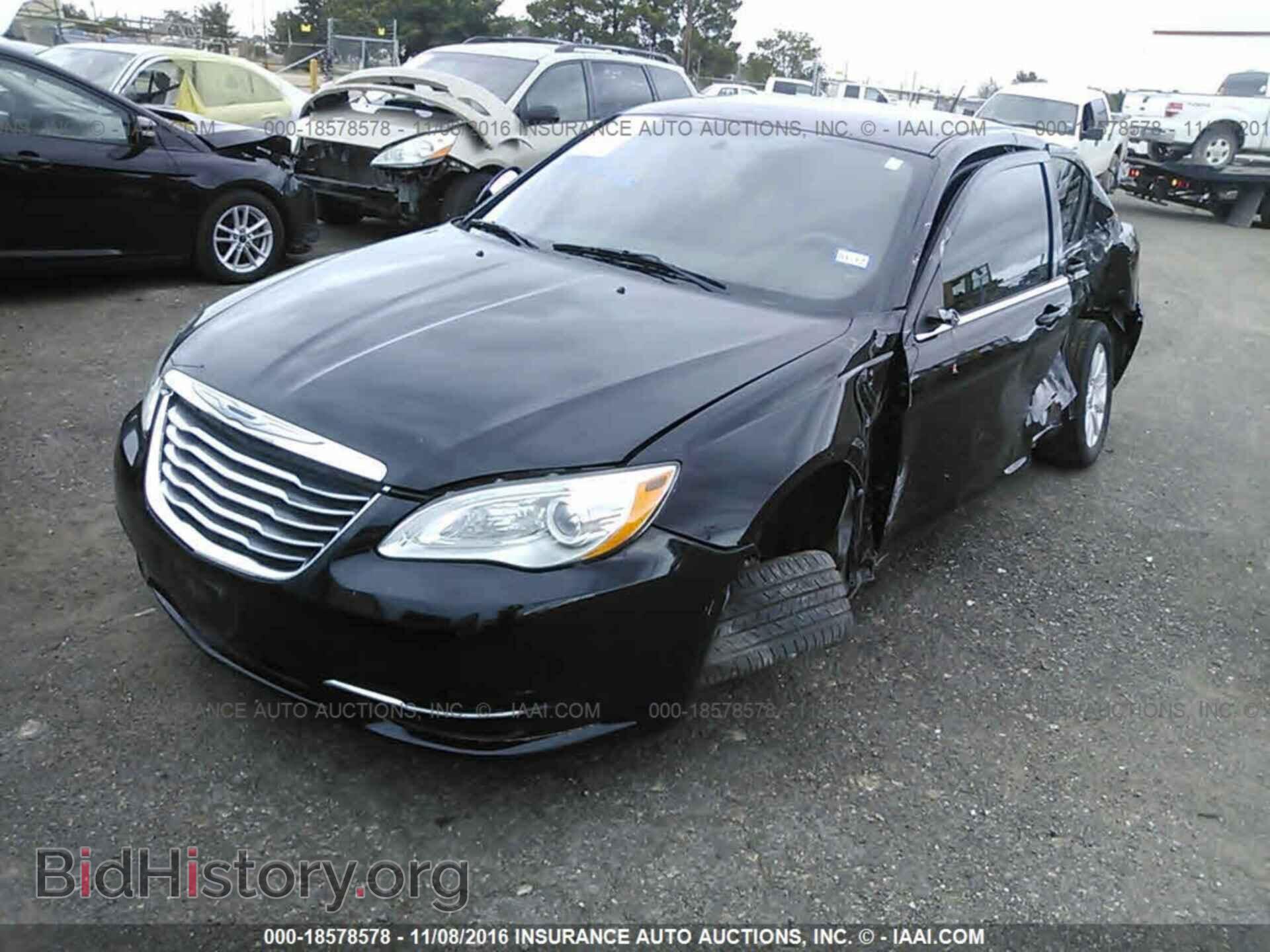 2013 Chrysler 200 - VIN: 1C3CCBBB7DN580567 - Photo 2