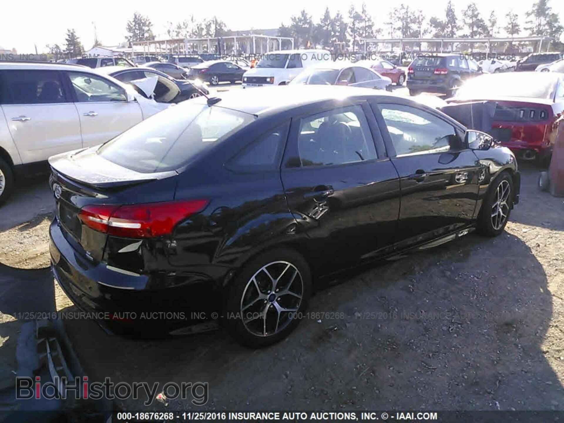 2015 Ford Focus - VIN: 1FADP3FE6FL361666 - Фото 4