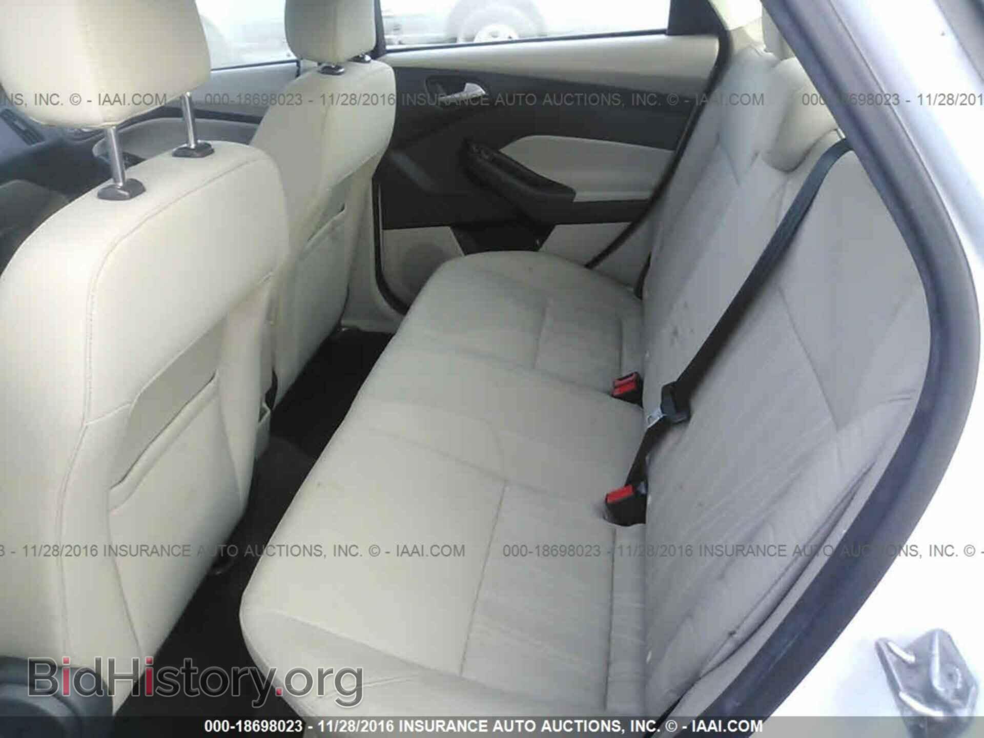 2016 Ford Focus - VIN: 1FADP3F20GL273915 - Photo 8
